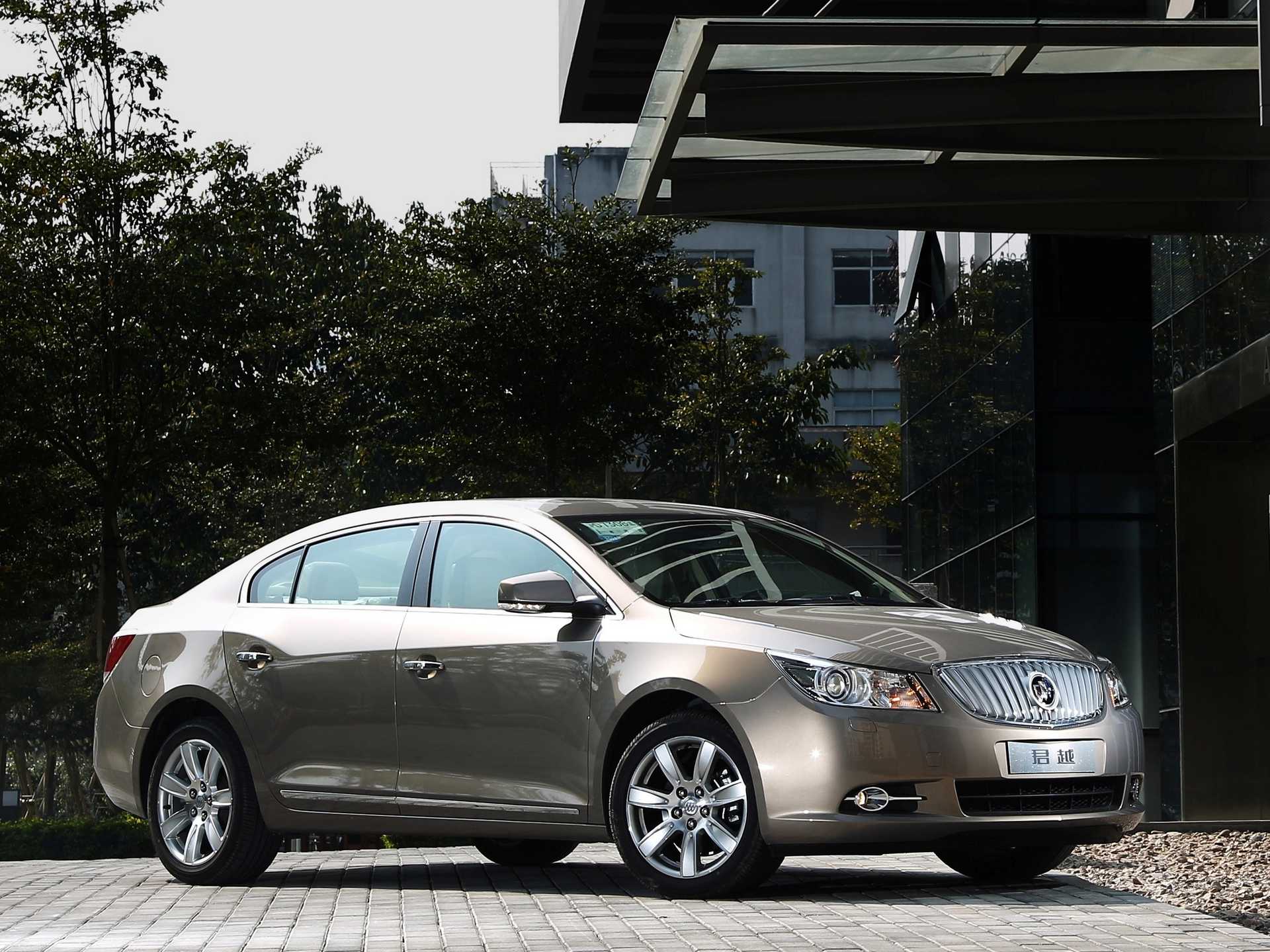Buick LaCrosse 2.4 Hydra-Matic, 170hp, 2011