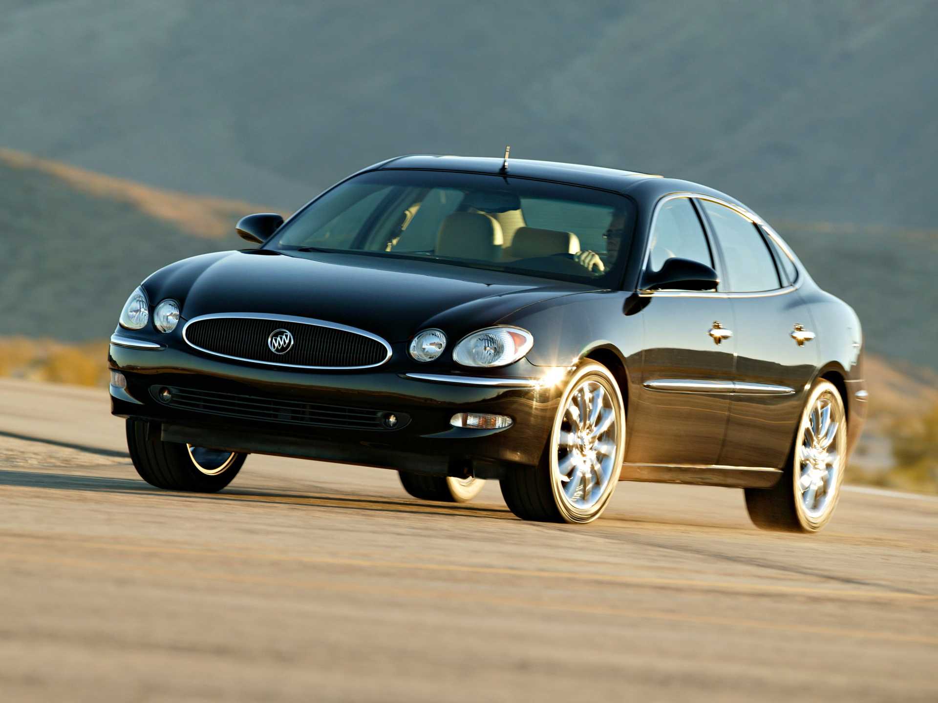 Buick LaCrosse 3.6 V6 Hydra-Matic, 243hp, 2005