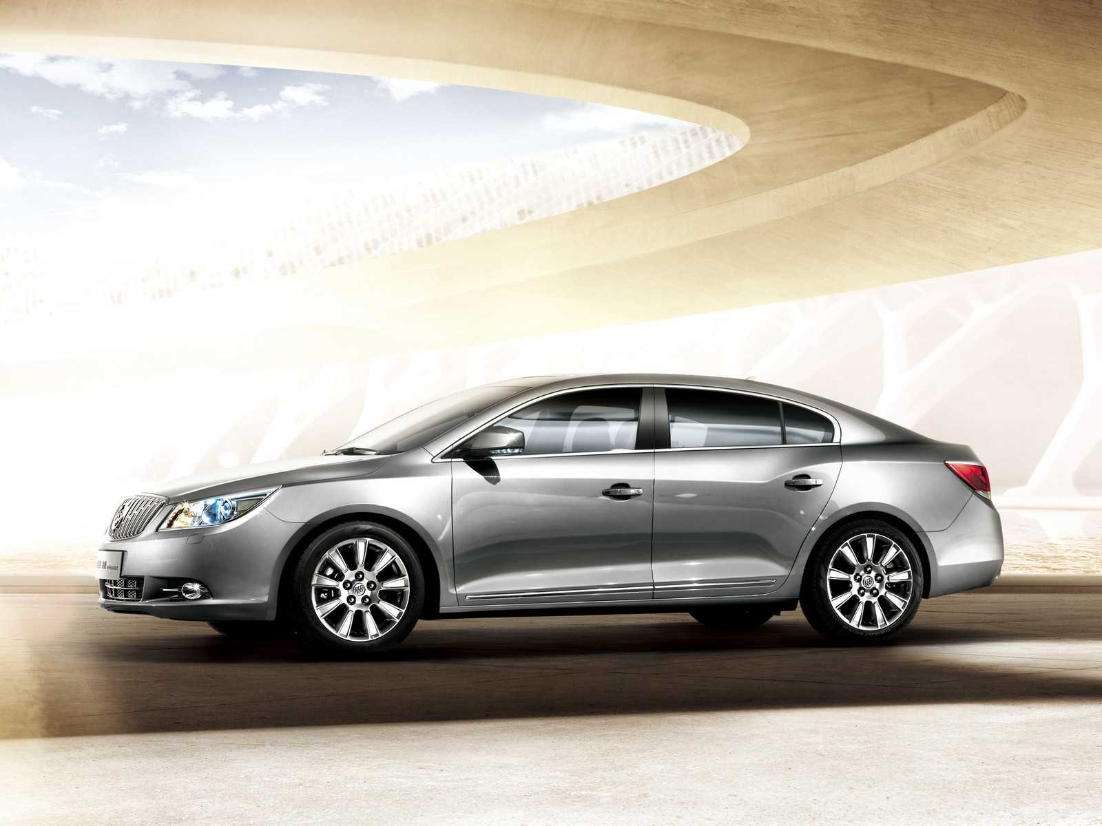 Buick LaCrosse eAssist 2.4 + 0.5 kWh Hydra-Matic, 200hp, 2013