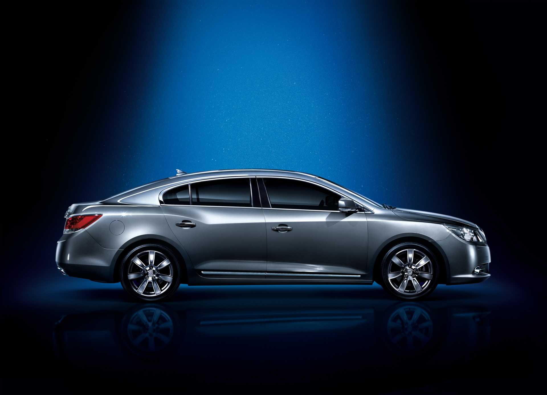 Buick LaCrosse 3.0 V6 Hydra-Matic, 258hp, 2012