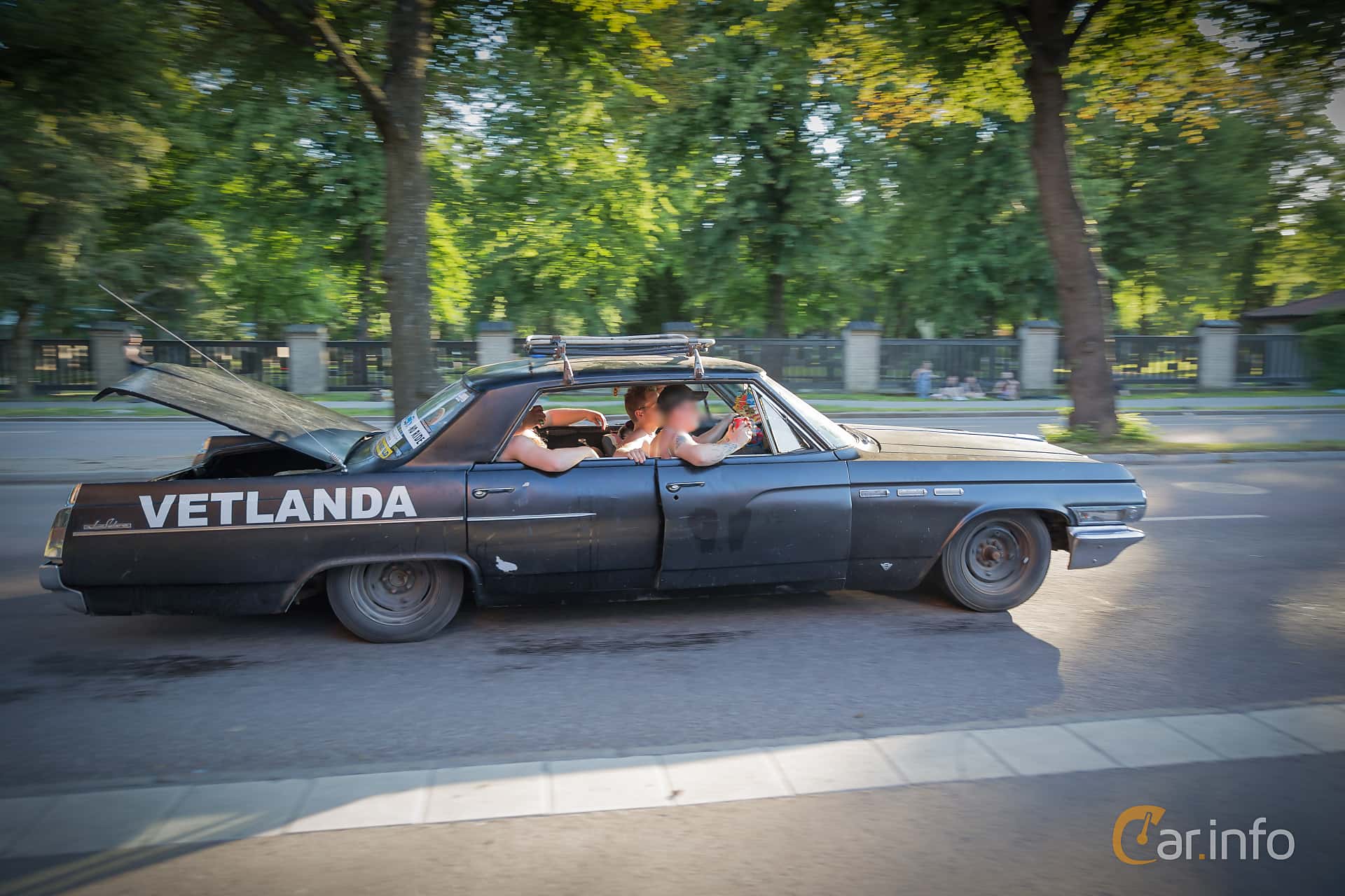 Buick LeSabre 6.6 V8 2nd Generation 2nd Facelift, Manual, 3-speed