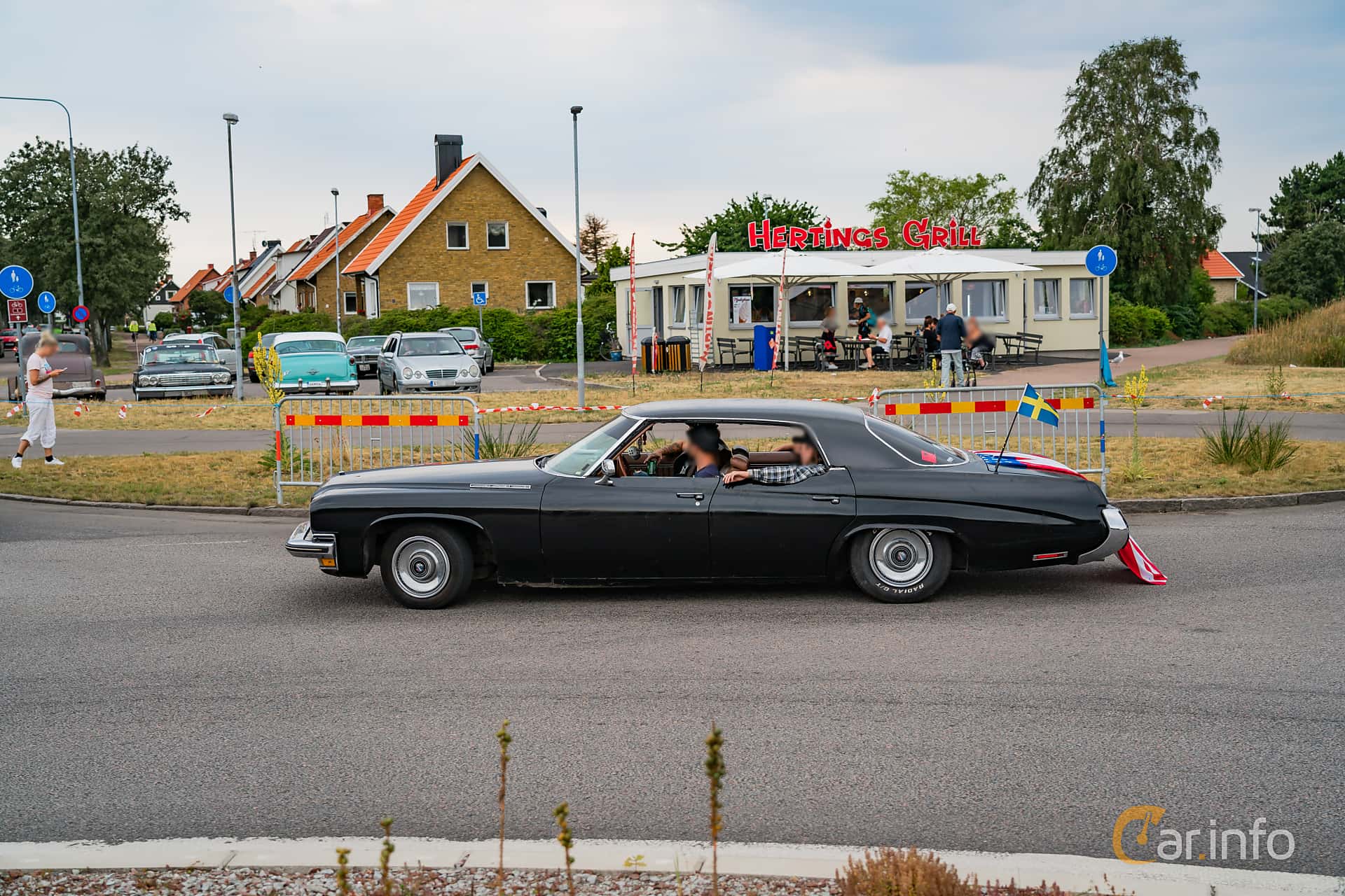Buick LeSabre Hardtop Sedan 5.7 V8 Hydra-Matic, 152hp, 1973