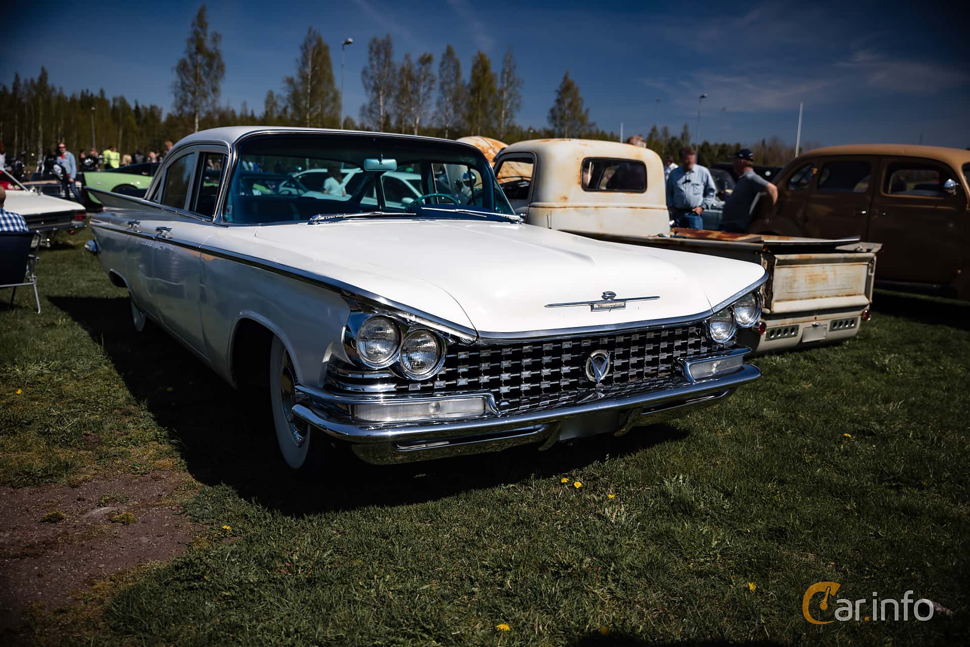 Buick LeSabre 4-door Sedan 6.0 V8 Manual, 254hp, 1959