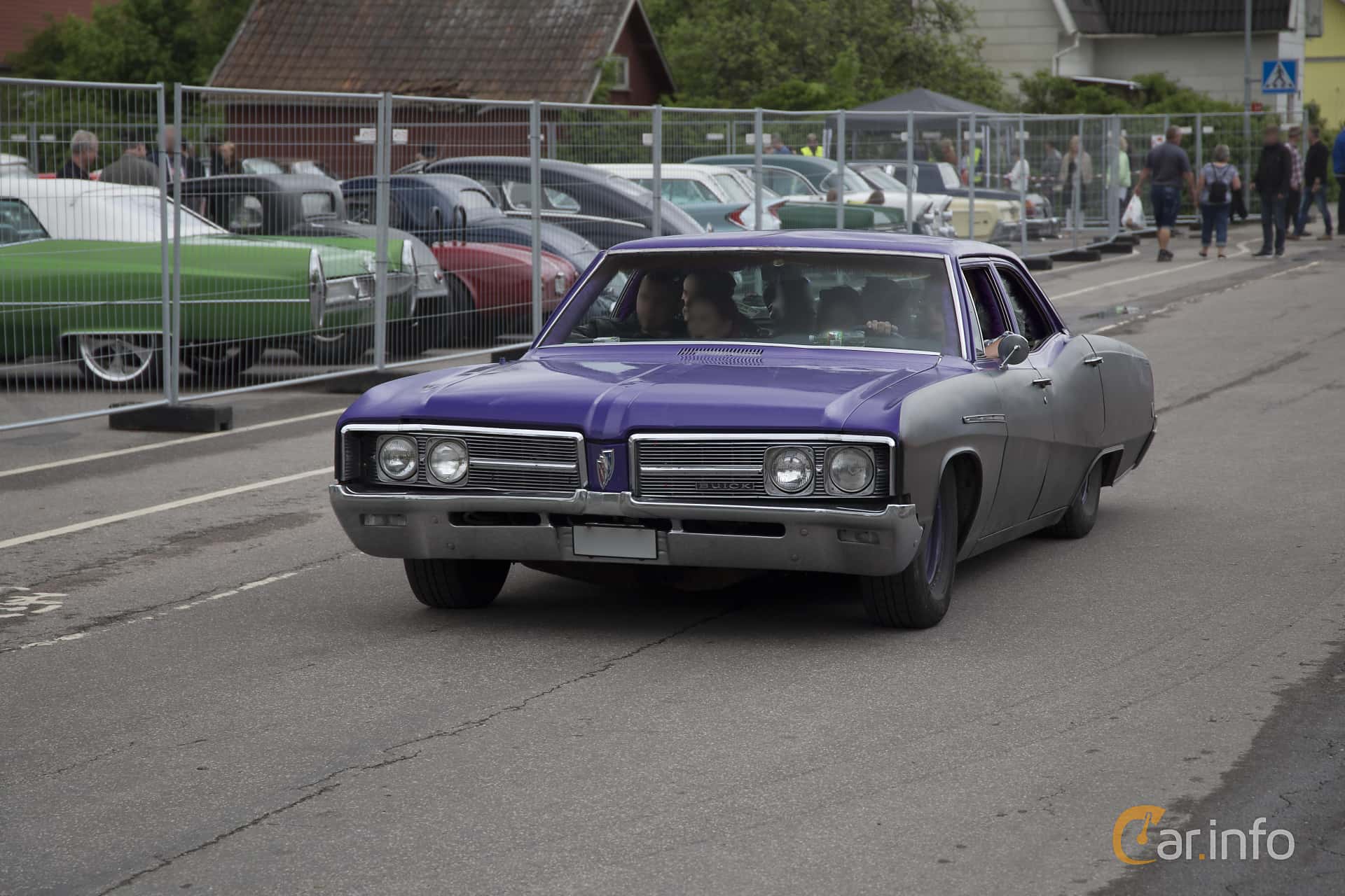 Buick LeSabre Custom Sedan 5.7 V8 Manual, 233hp, 1968
