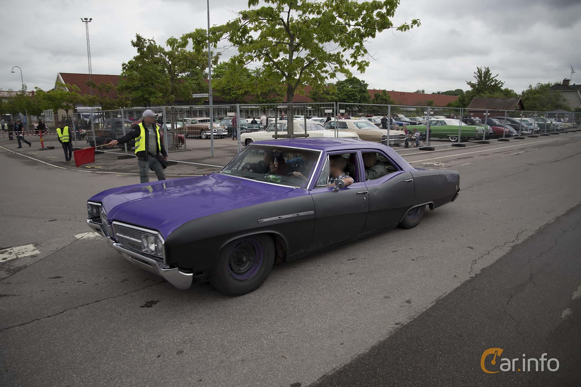 Buick LeSabre 5.7 V8 4th Generation Facelift, Manual, 3-speed