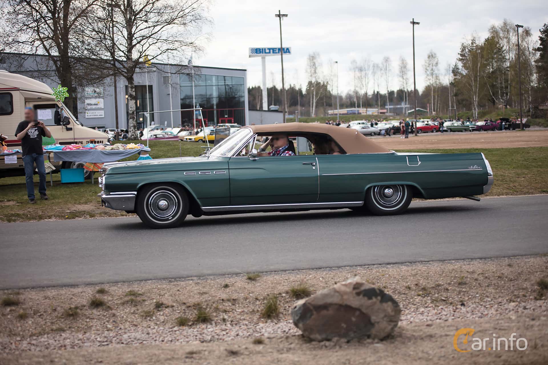 Buick LeSabre Convertible 6.6 V8 Manual, 284hp, 1963
