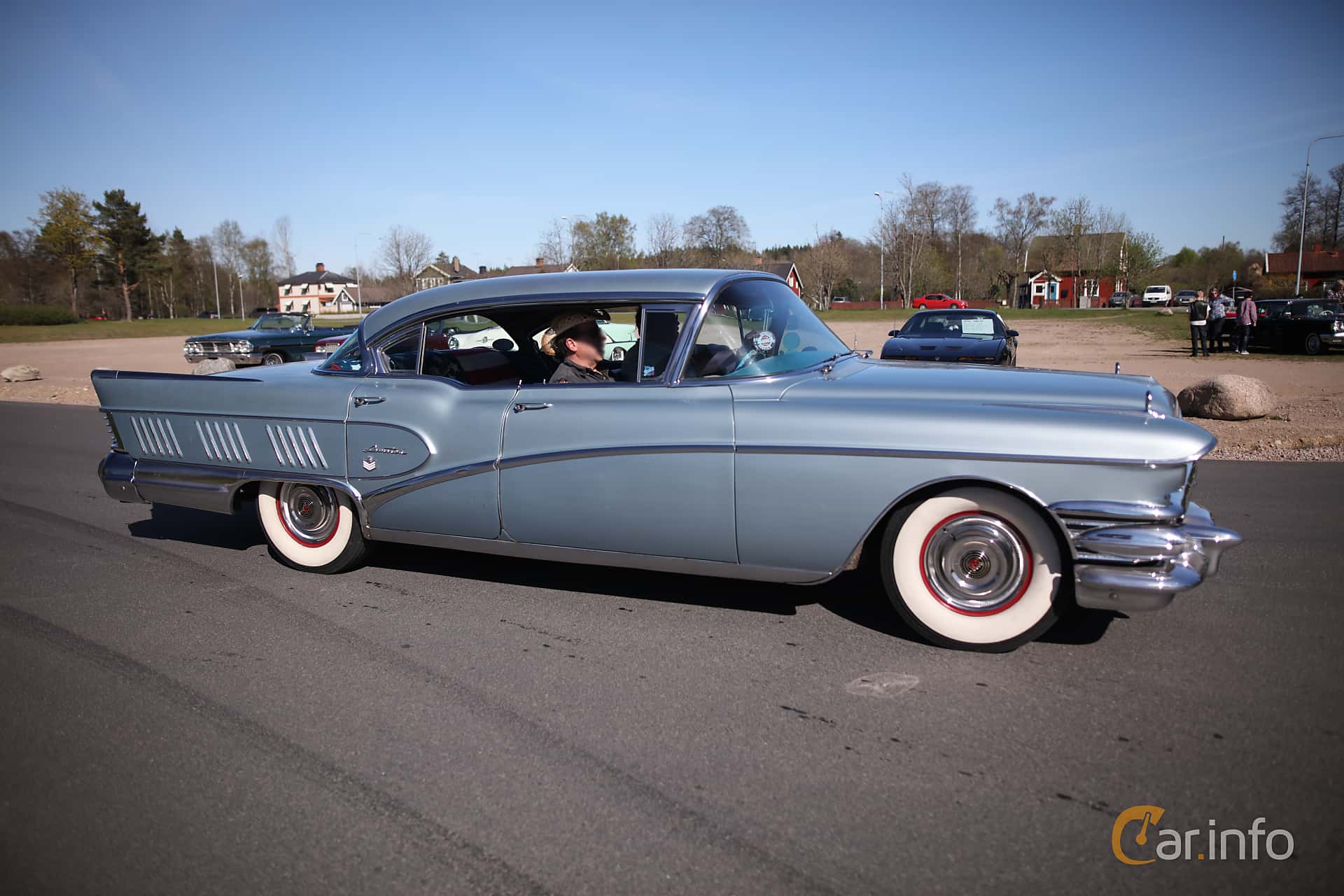 Buick Limited 4-door Riviera 6.0 V8 Automatic, 305hp, 1958