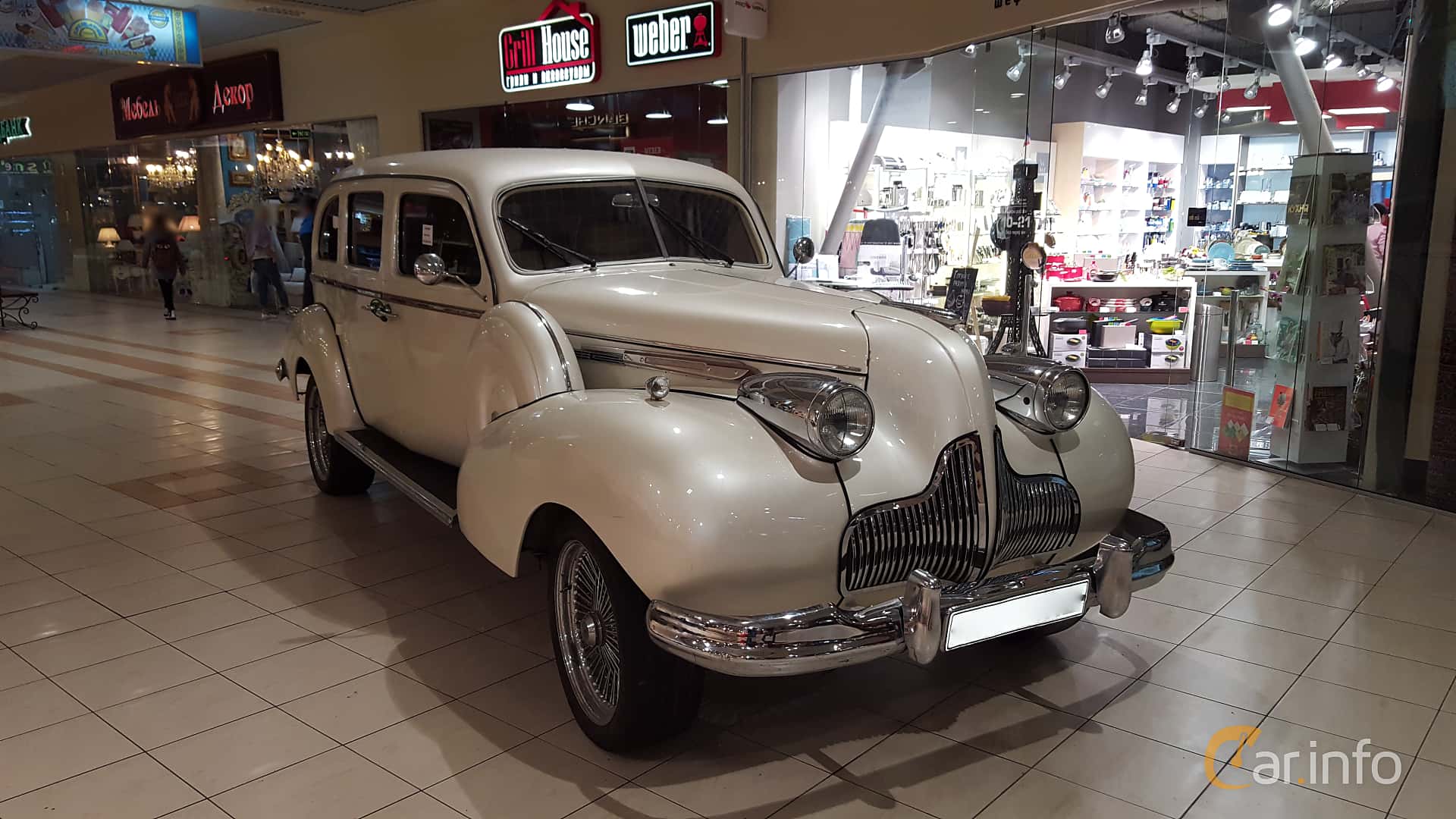 Buick Limited 8-passenger Touring Sedan 5.2 Manual, 143hp, 1939