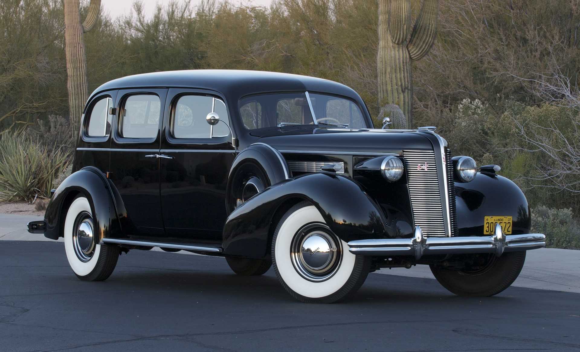 Buick Limited Formal Sedan 5.2 Manual, 132hp, 1937