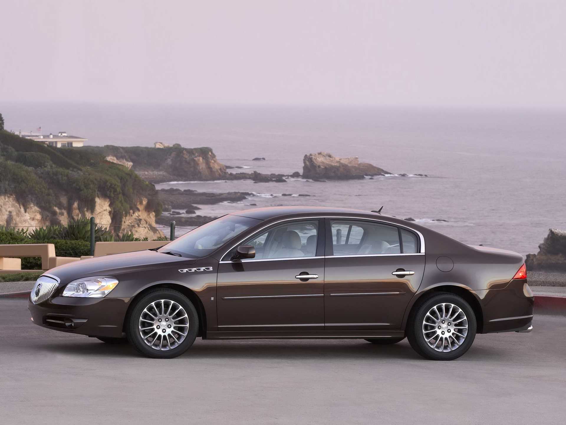 Buick Lucerne 4.6 V8 Hydra-Matic, 296hp, 2009