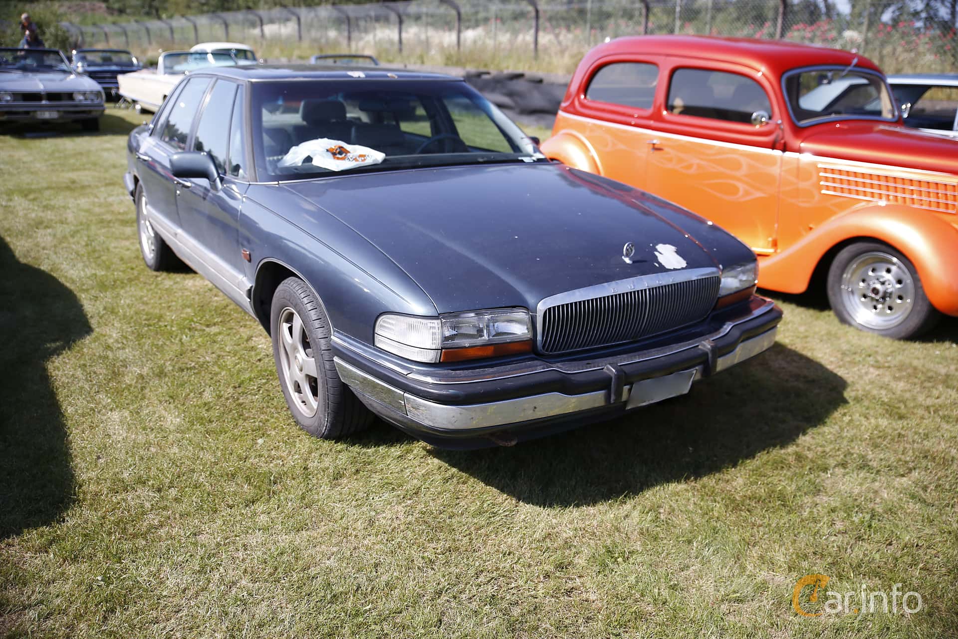 Buick Park Avenue 3.8 V6 Hydra-Matic, 173hp, 1994