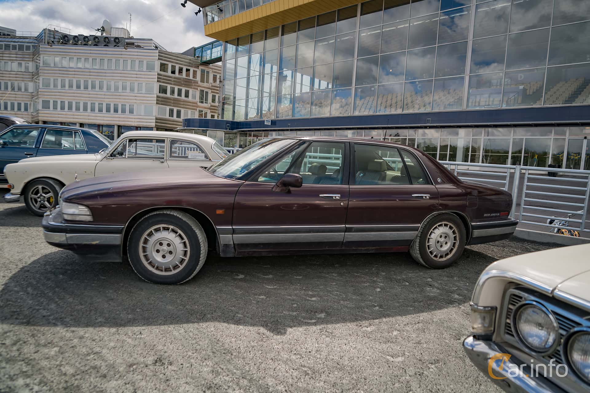 Buick Park Avenue Ultra 3.8 V6 Hydra-Matic, 243hp, 1996