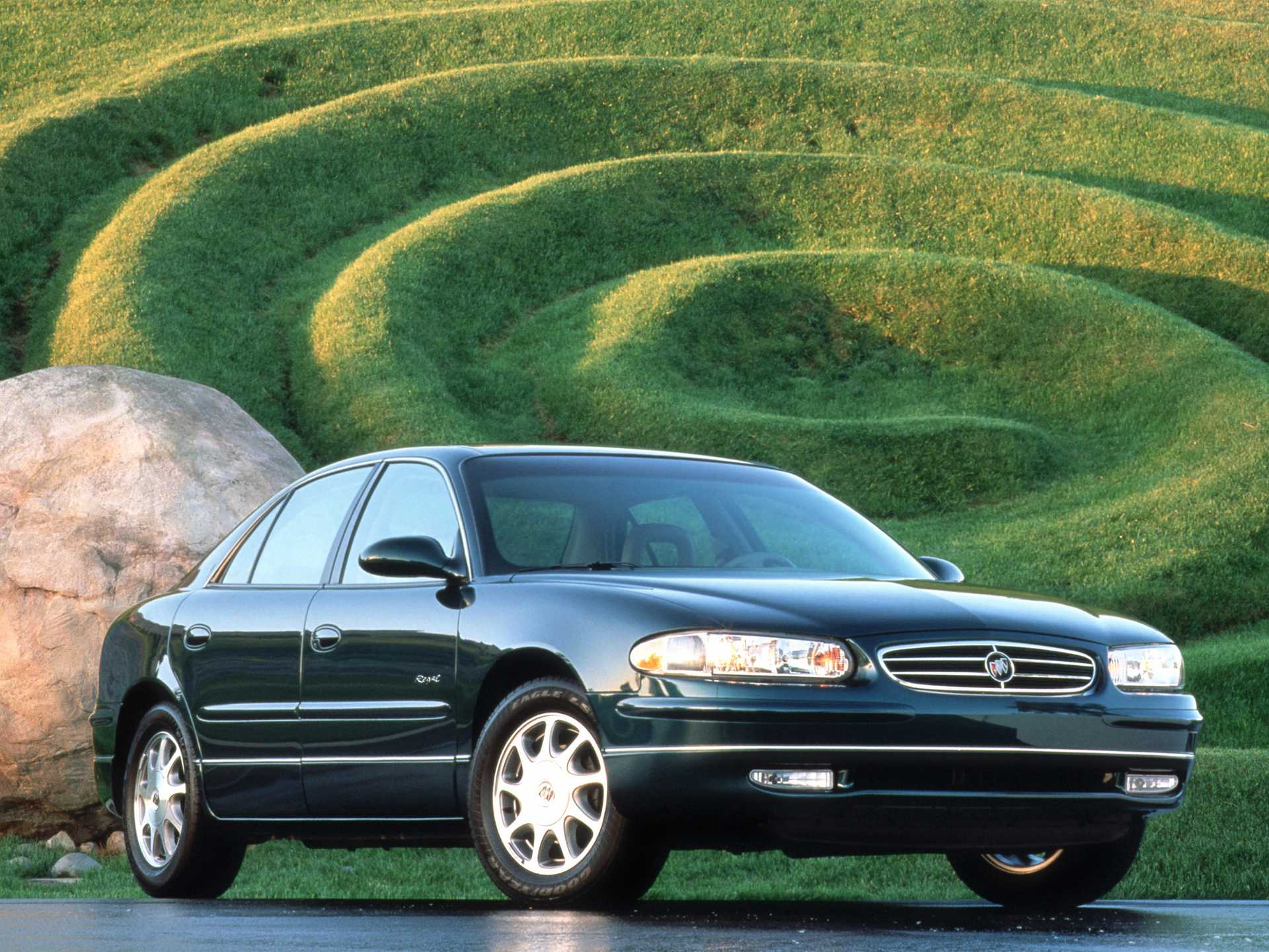 Buick Regal LS 3.8 V6 Hydra-Matic, 198hp, 1997