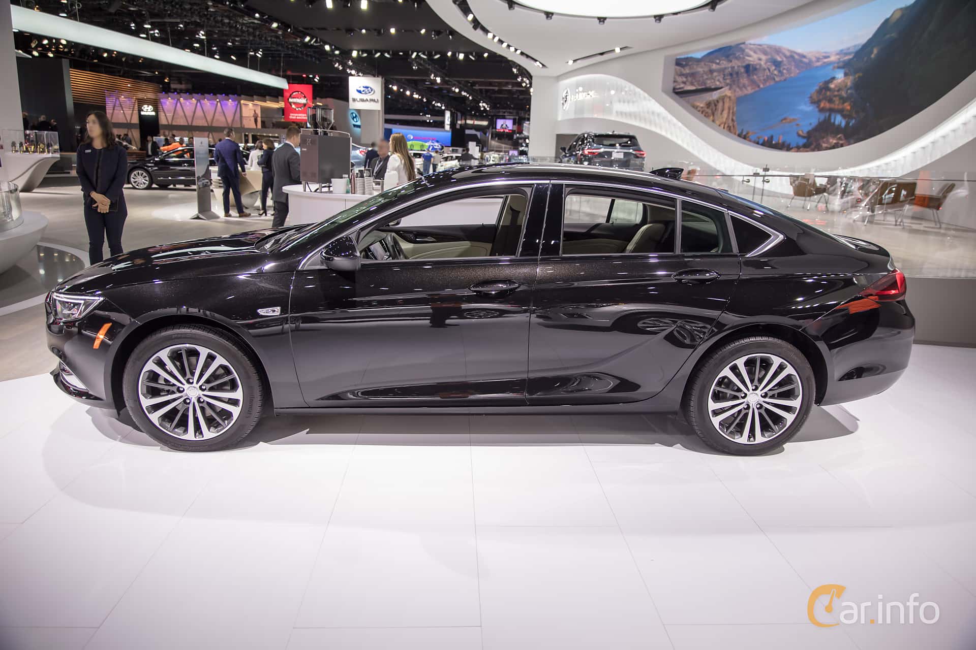 Buick Regal Sportback 2.0 AWD Hydra-Matic, 254hp, 2019