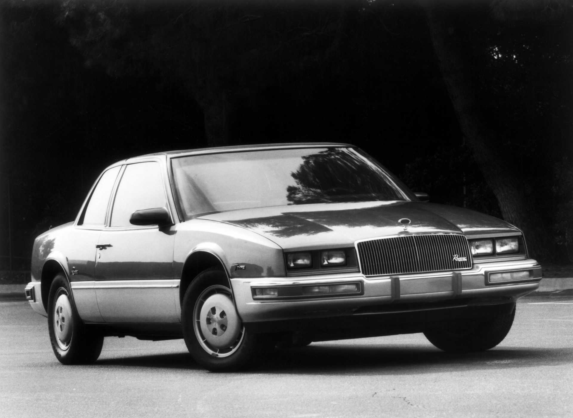 Buick Riviera 1986