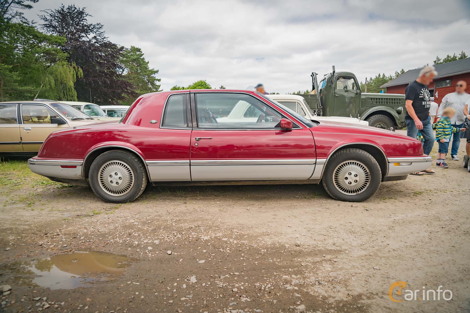 Buick Riviera 3.8 V6 Hydra-Matic, 167hp, 1989