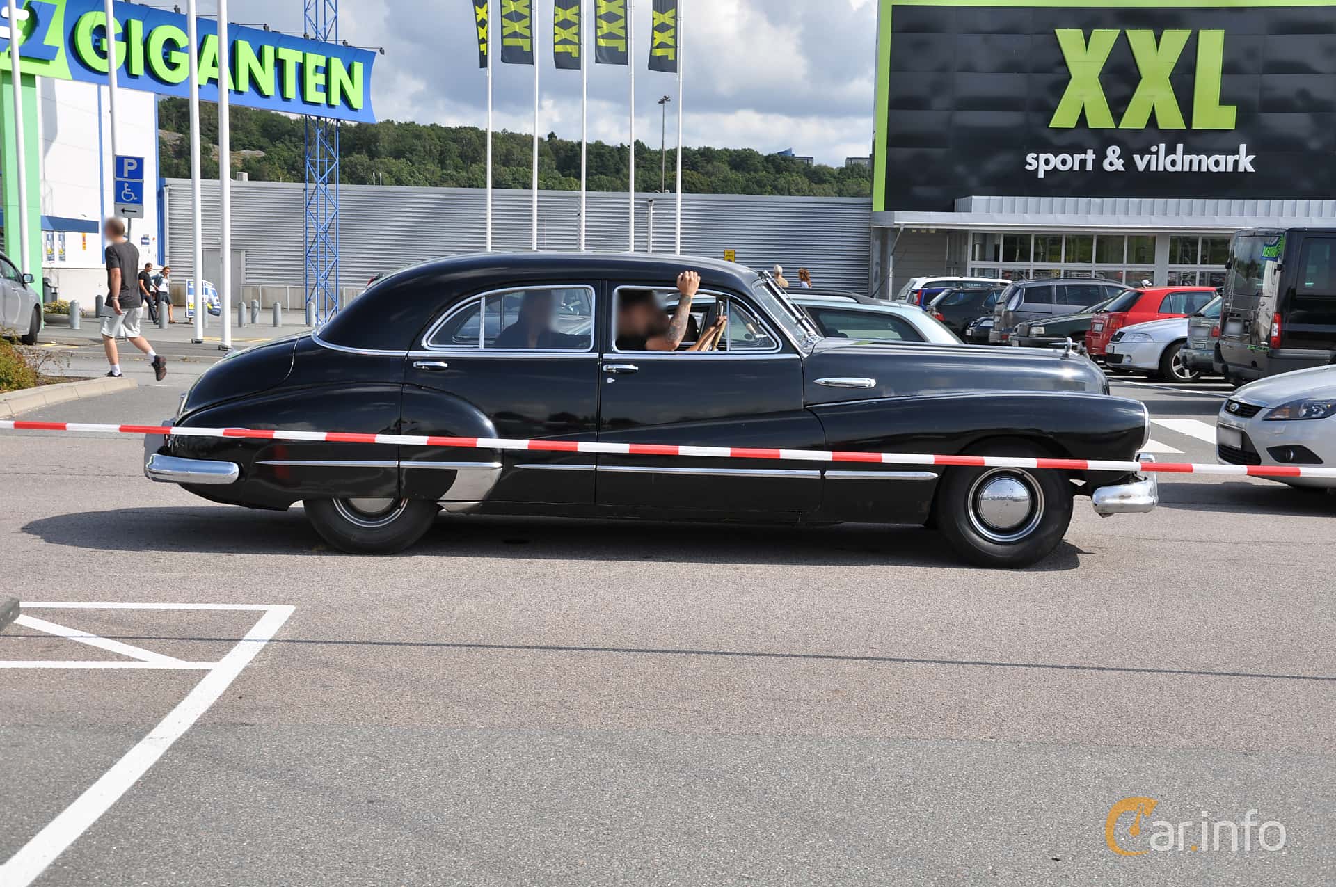 Buick Roadmaster Sedan 5.2 Manual, 146hp, 1947