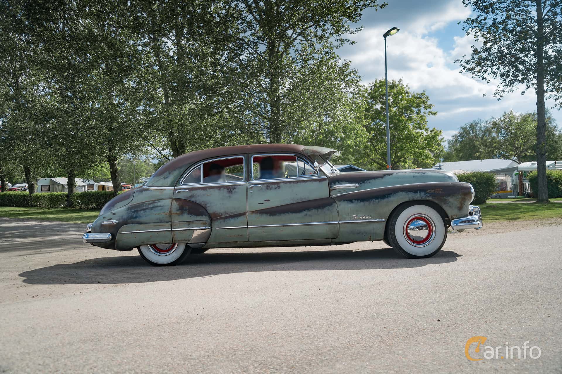Buick Roadmaster Sedan 5.2 Automatic, 152hp, 1948