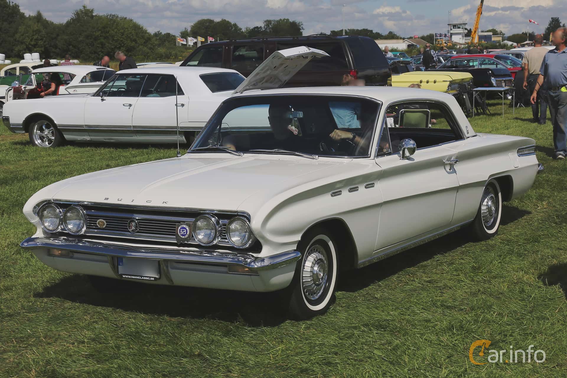 Buick Skylark 3.5 V8 Automatic, 193hp, 1962
