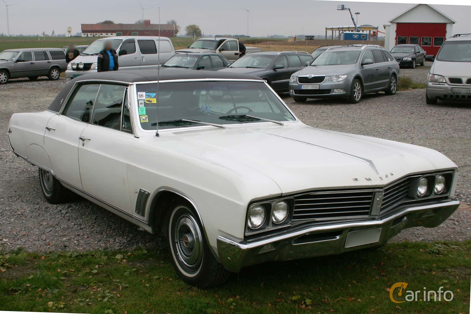 Buick Skylark 4-door Hardtop 5.6 V8 Automatic, 223hp, 1967