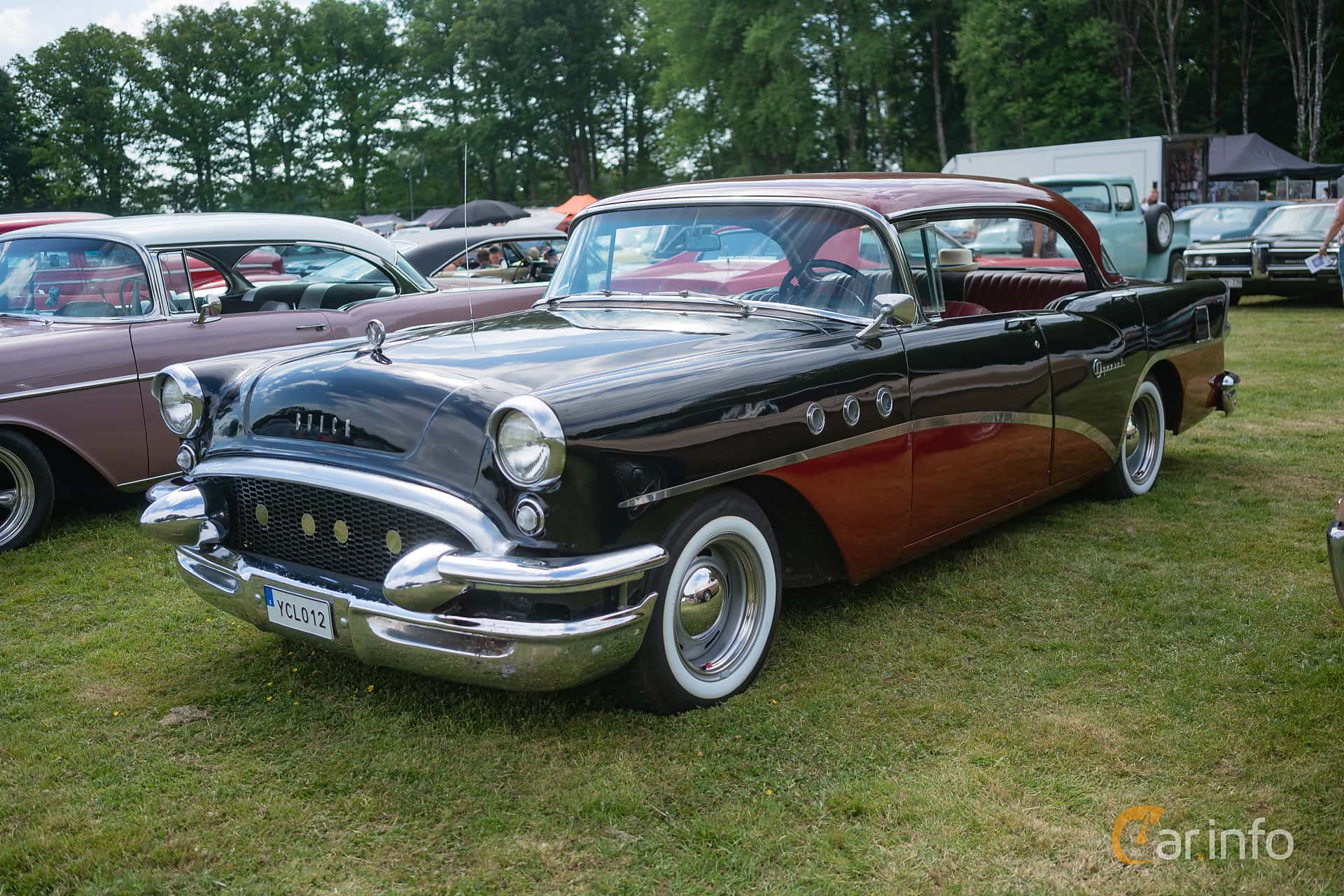 Buick Special 4-door Riviera 4.3 V8 Automatic, 191hp, 1955