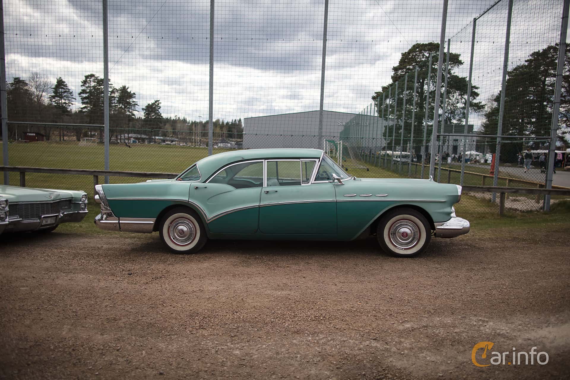 Buick Special 4-door Riviera 6.0 V8 Manual, 254hp, 1957