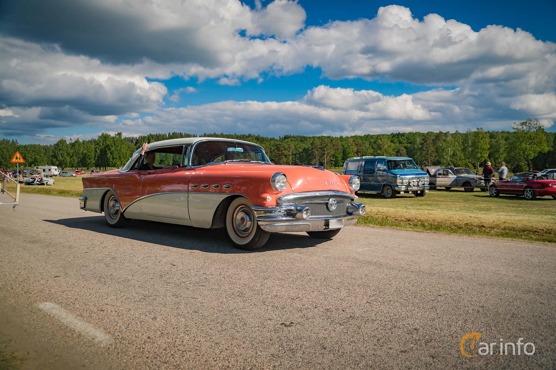 Buick Super 2-door Riviera 5.3 V8 Automatic, 259hp, 1956