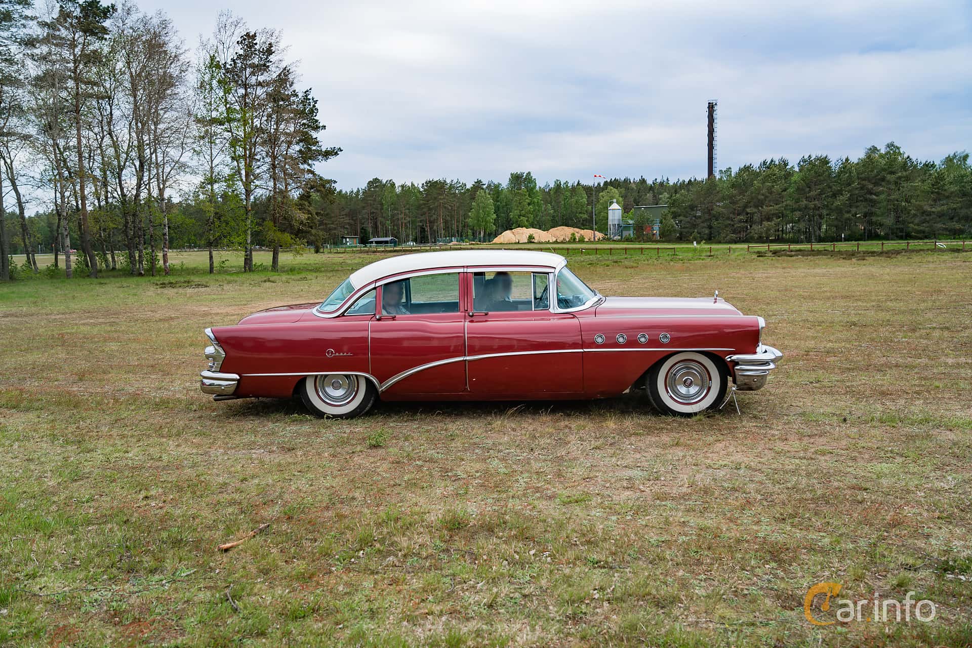 Buick Super Riviera Sedan 5.3 V8 239hp, 1955