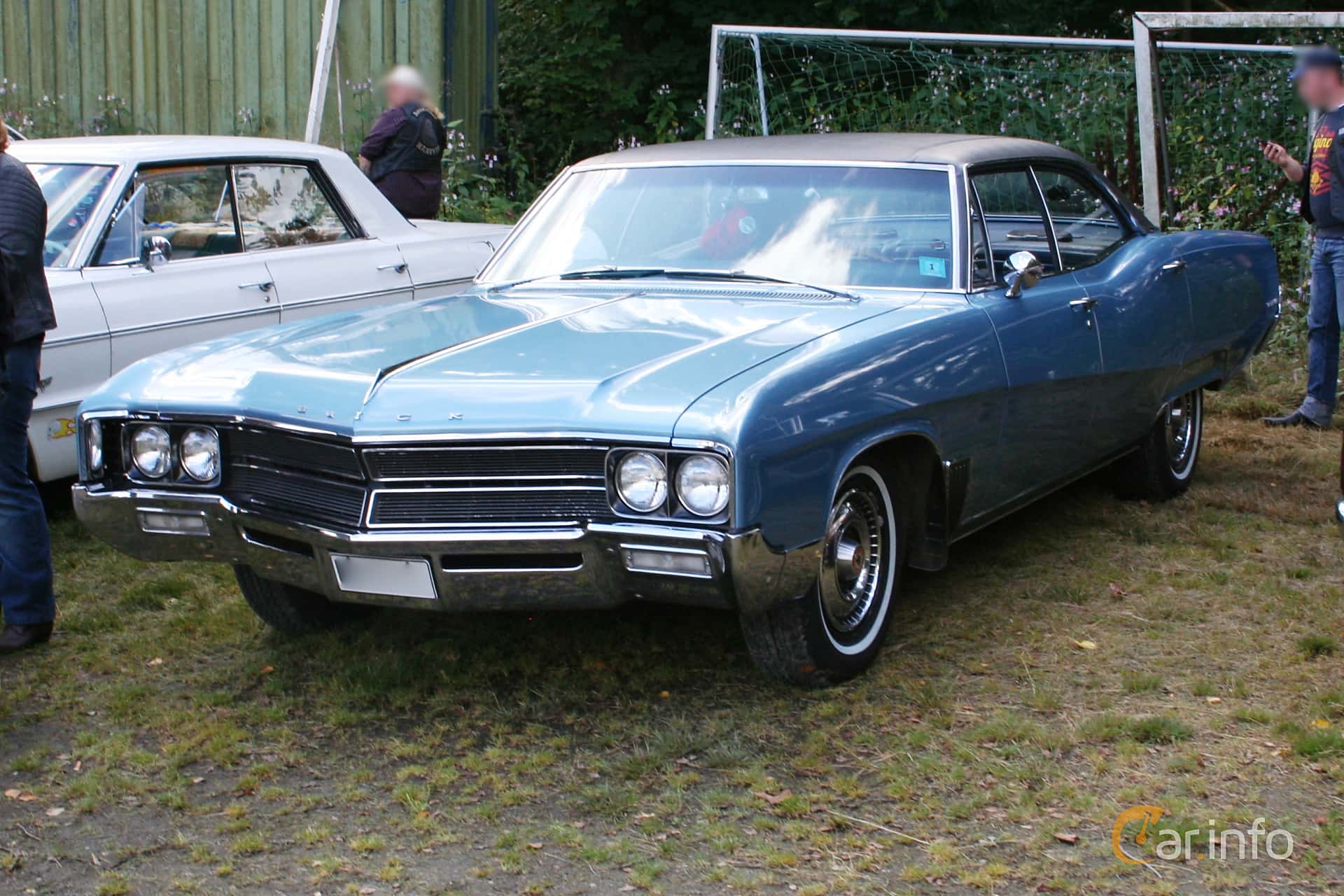 Buick Wildcat 4-door Hardtop 7.0 V8 Automatic, 365hp, 1967