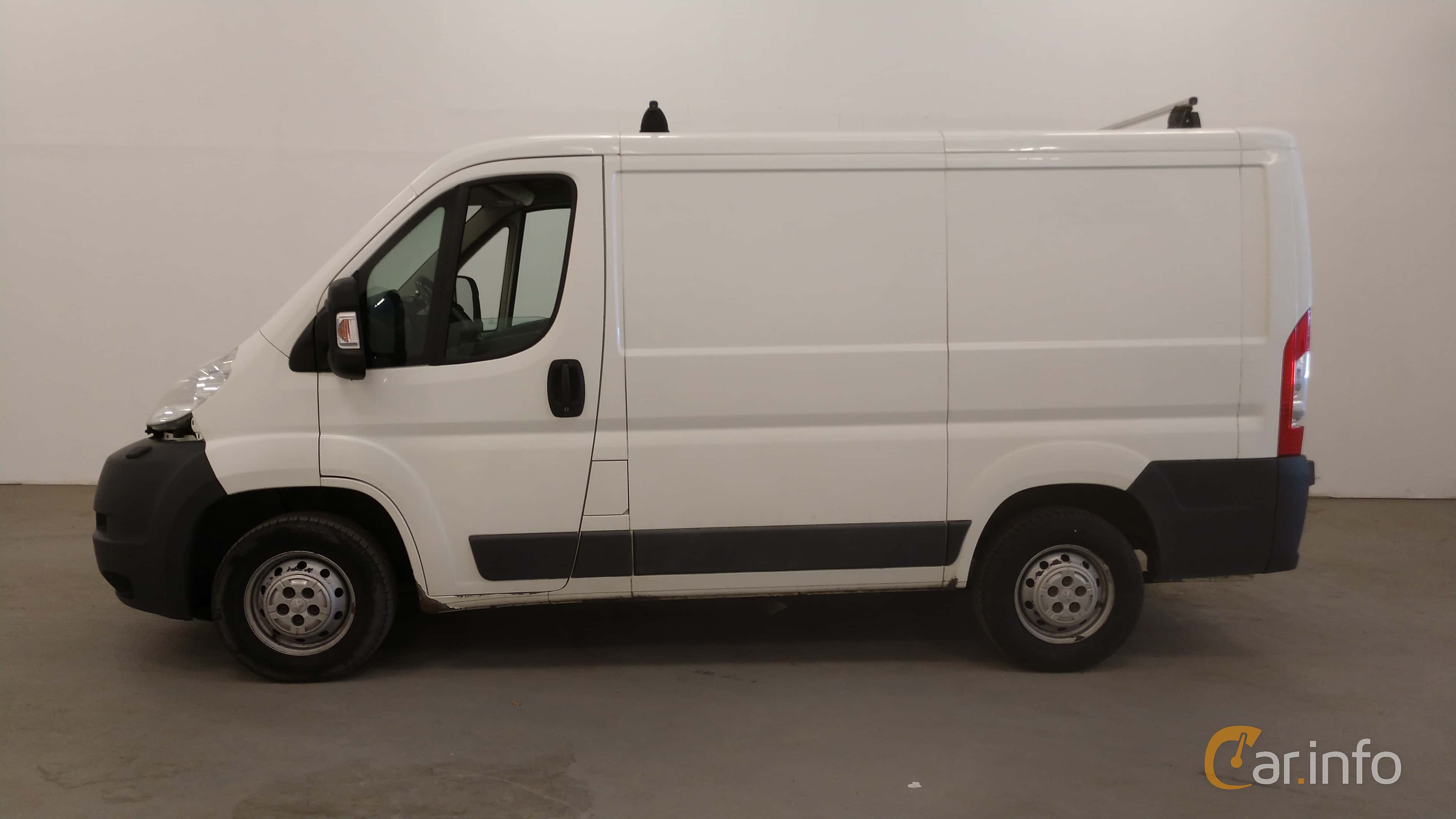 Peugeot Boxer Van 2.2 HDi Manual, 110hp, 2014