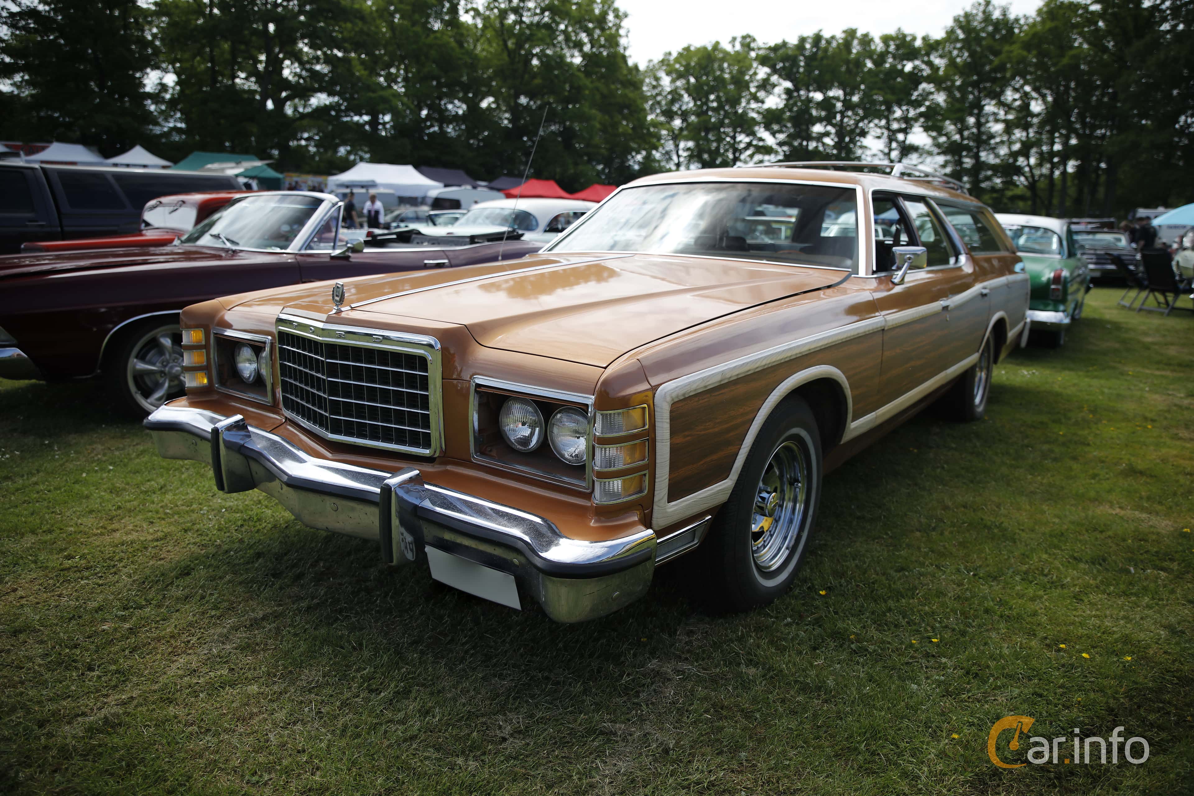 Ford LTD Country Squire 7.5 V8 Automatic, 205hp, 1976