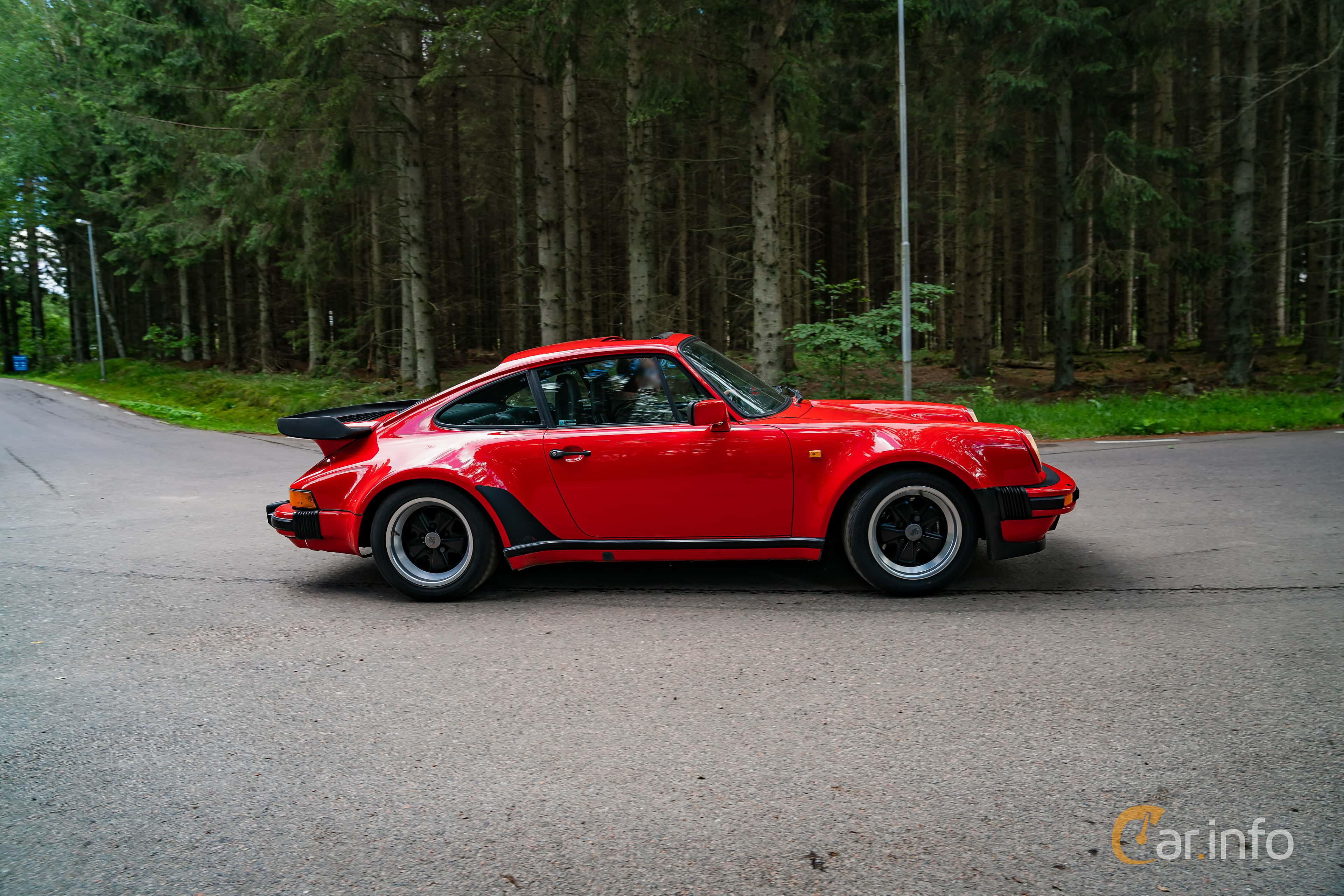 Porsche 911 Turbo  Manual, 300hp, 1986