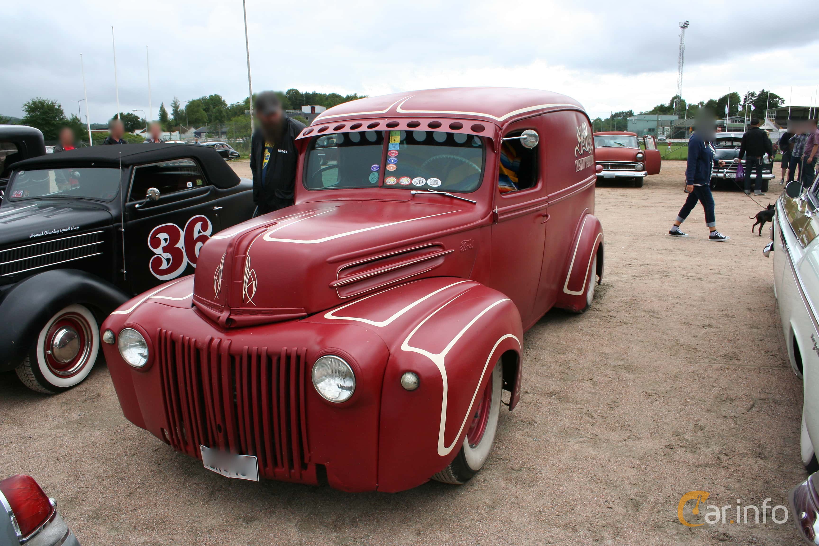 Ford Model 69C Panel Delivery 3.9 V8 Manual, 102hp, 1946