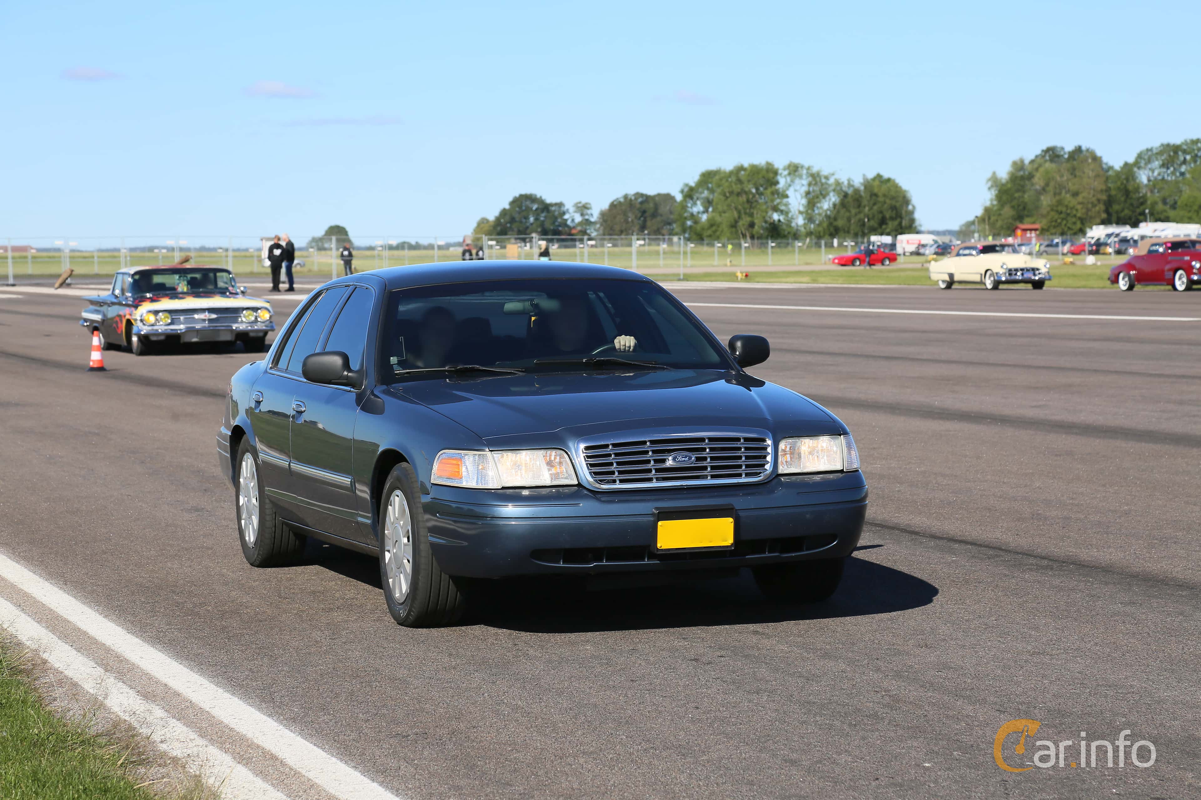 Ford Crown Victoria Police Interceptor 4.6 V8 Automatic, 254hp, 2009