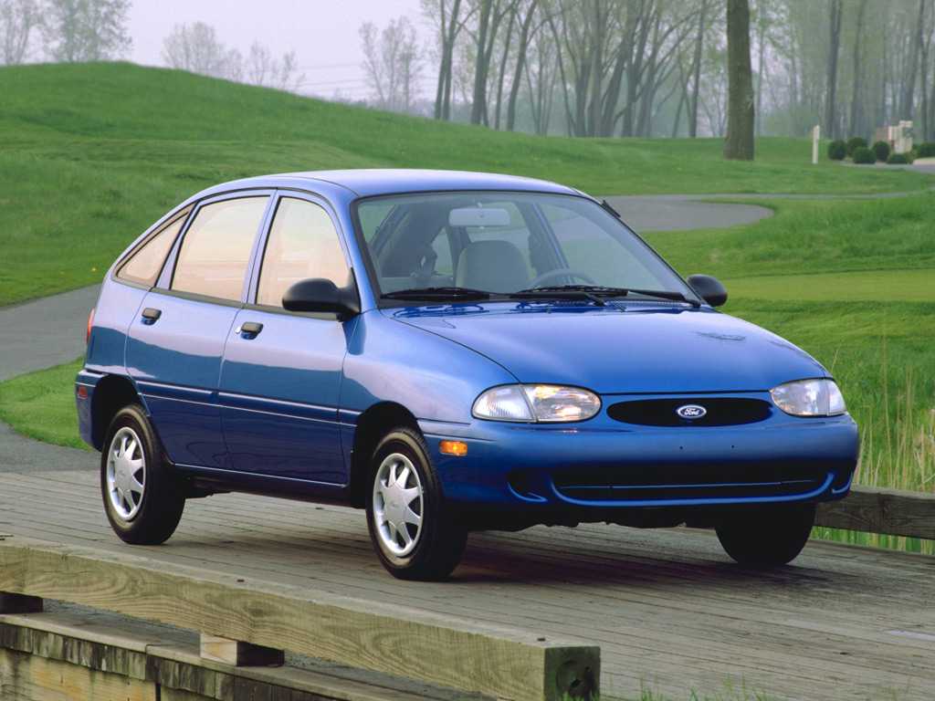 Ford Aspire 5-door 1.3 Automatic, 64hp, 1997