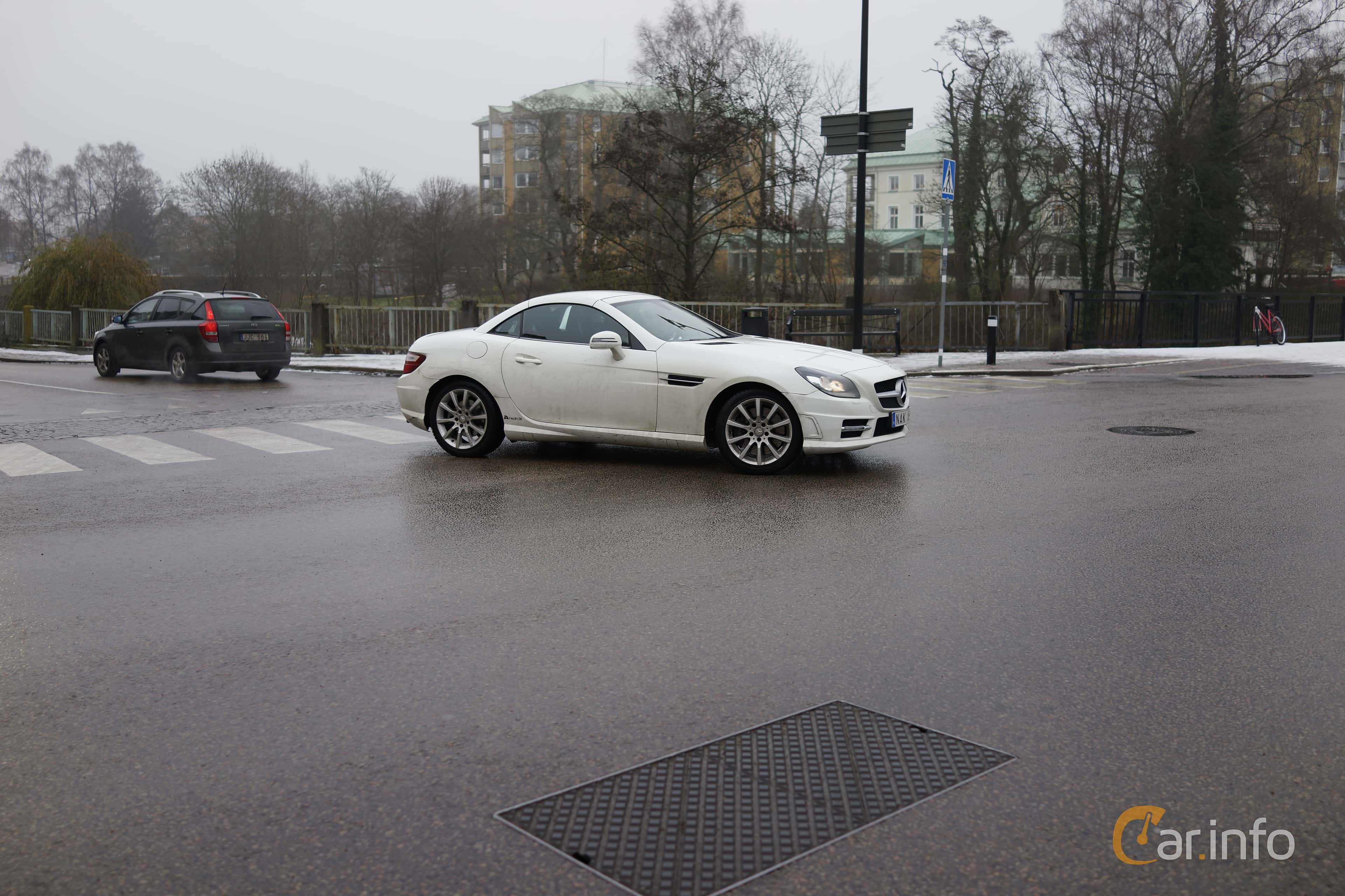 Mercedes-Benz SLK 200 BlueEFFICIENCY  7G-Tronic Plus, 184hp, 2013