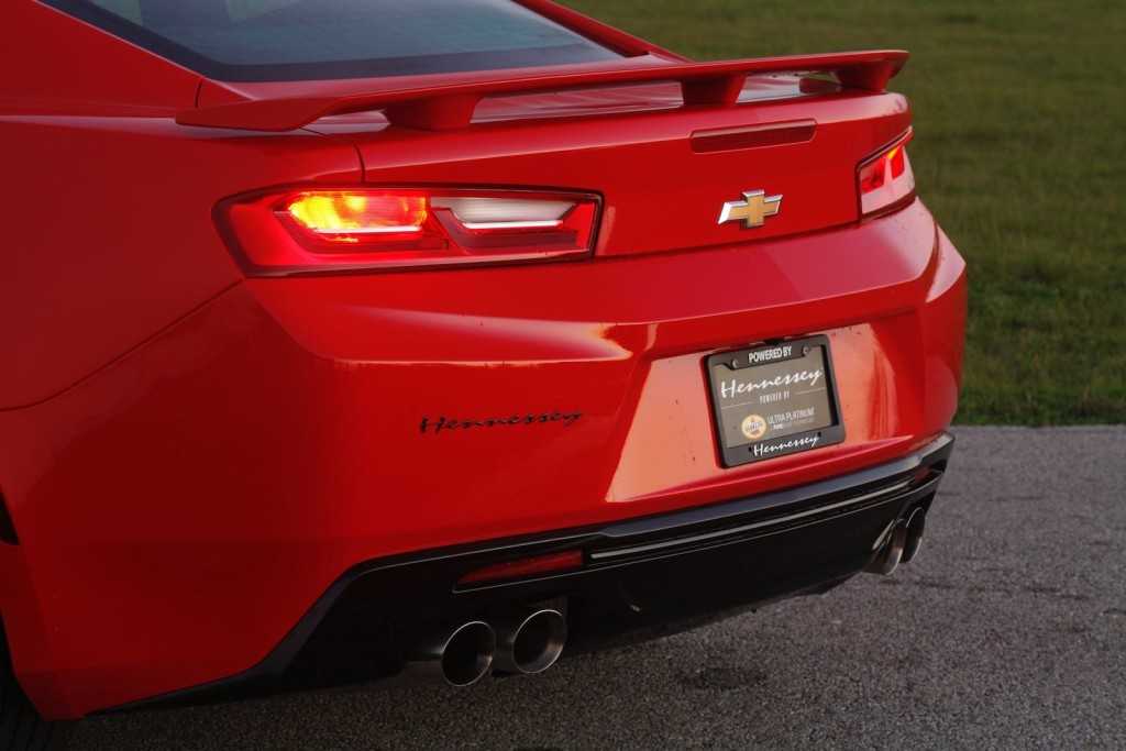 Hennessey Camaro SS HPE700