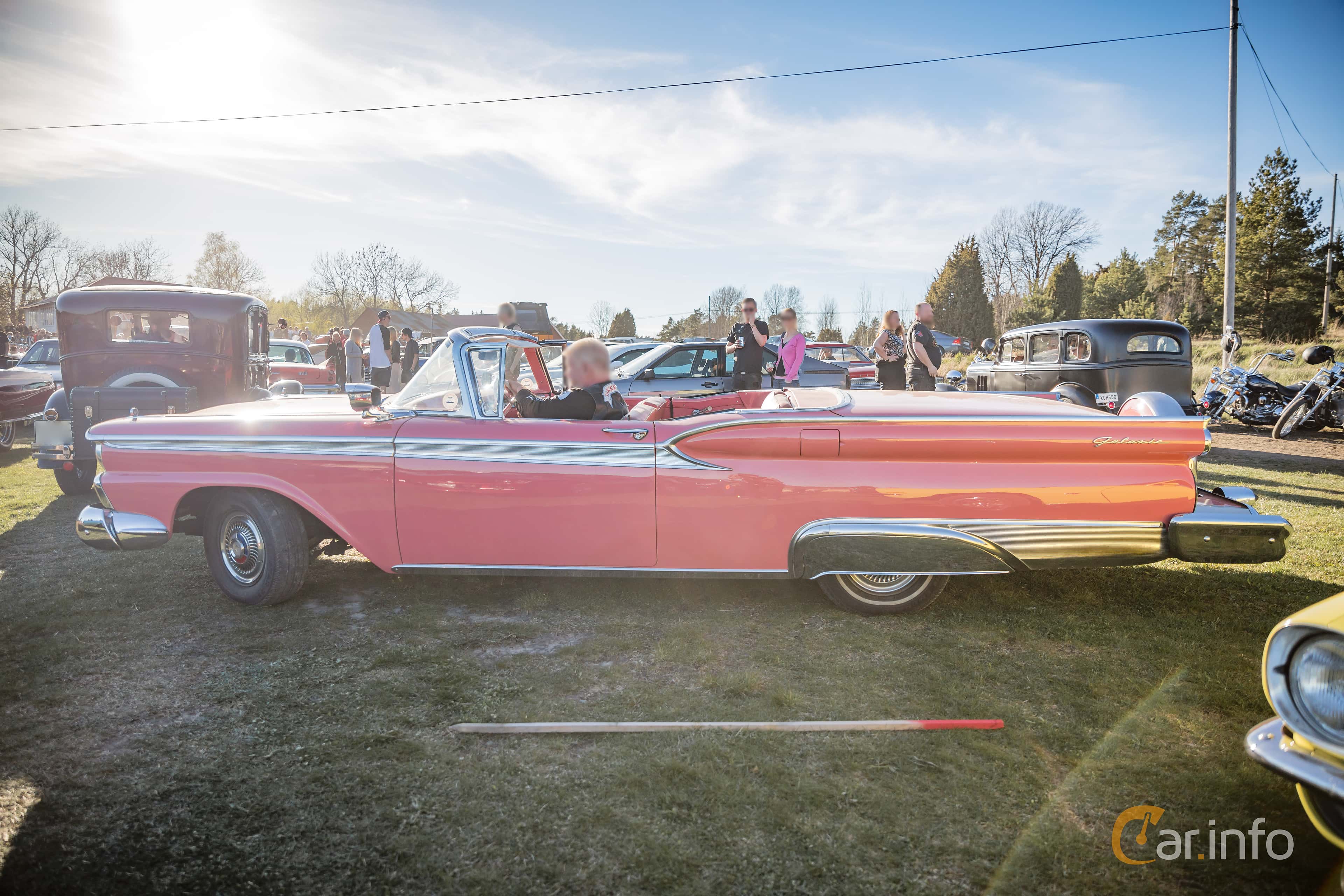 Ford Galaxie Skyliner 5.4 V8 Automatic, 228hp, 1959
