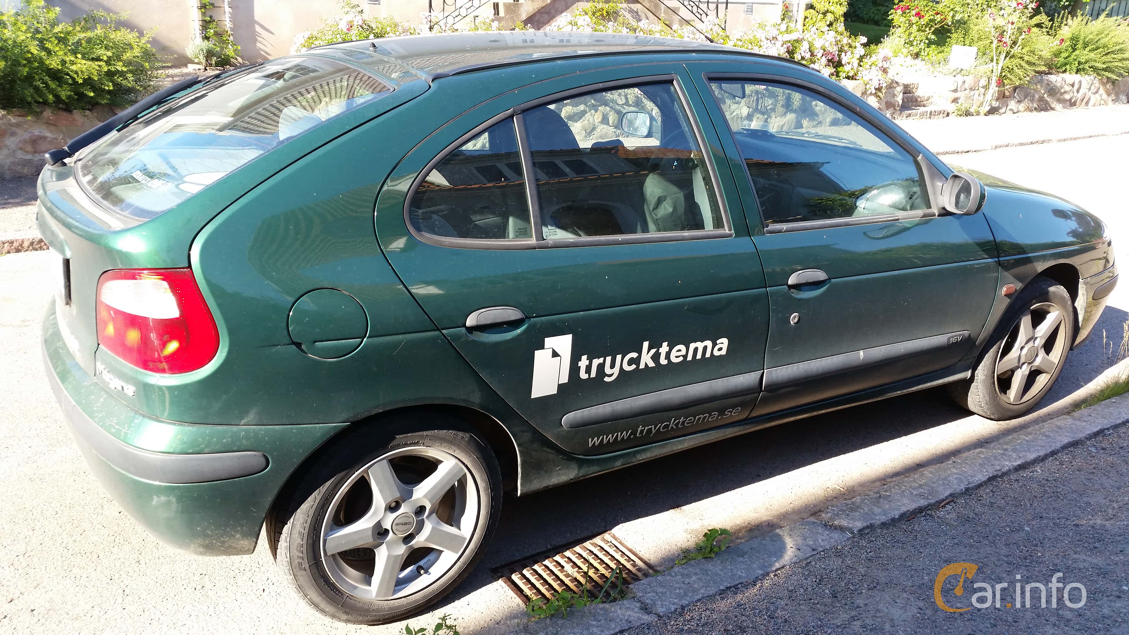 Renault Mégane 1.9 dTi Manual, 5-speed