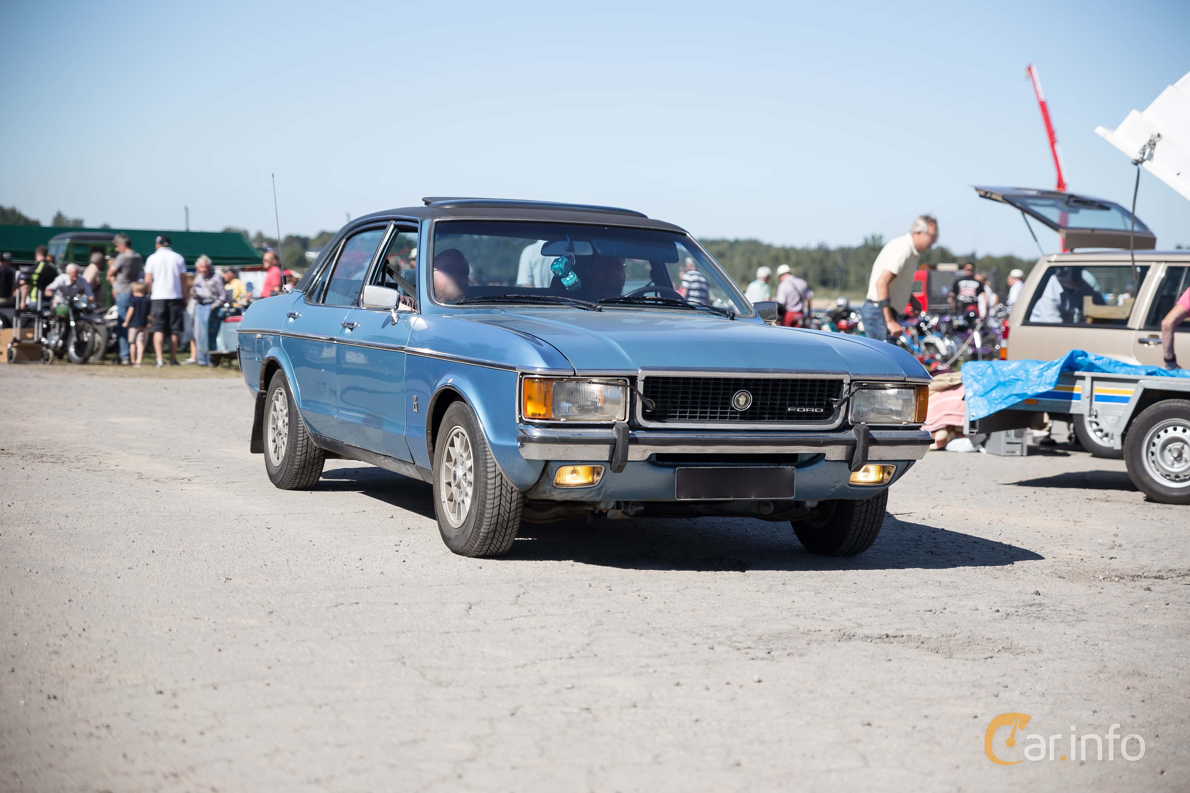 Ford Granada 4-door Sedan 2.3 V6 Automatic, 108hp, 1976