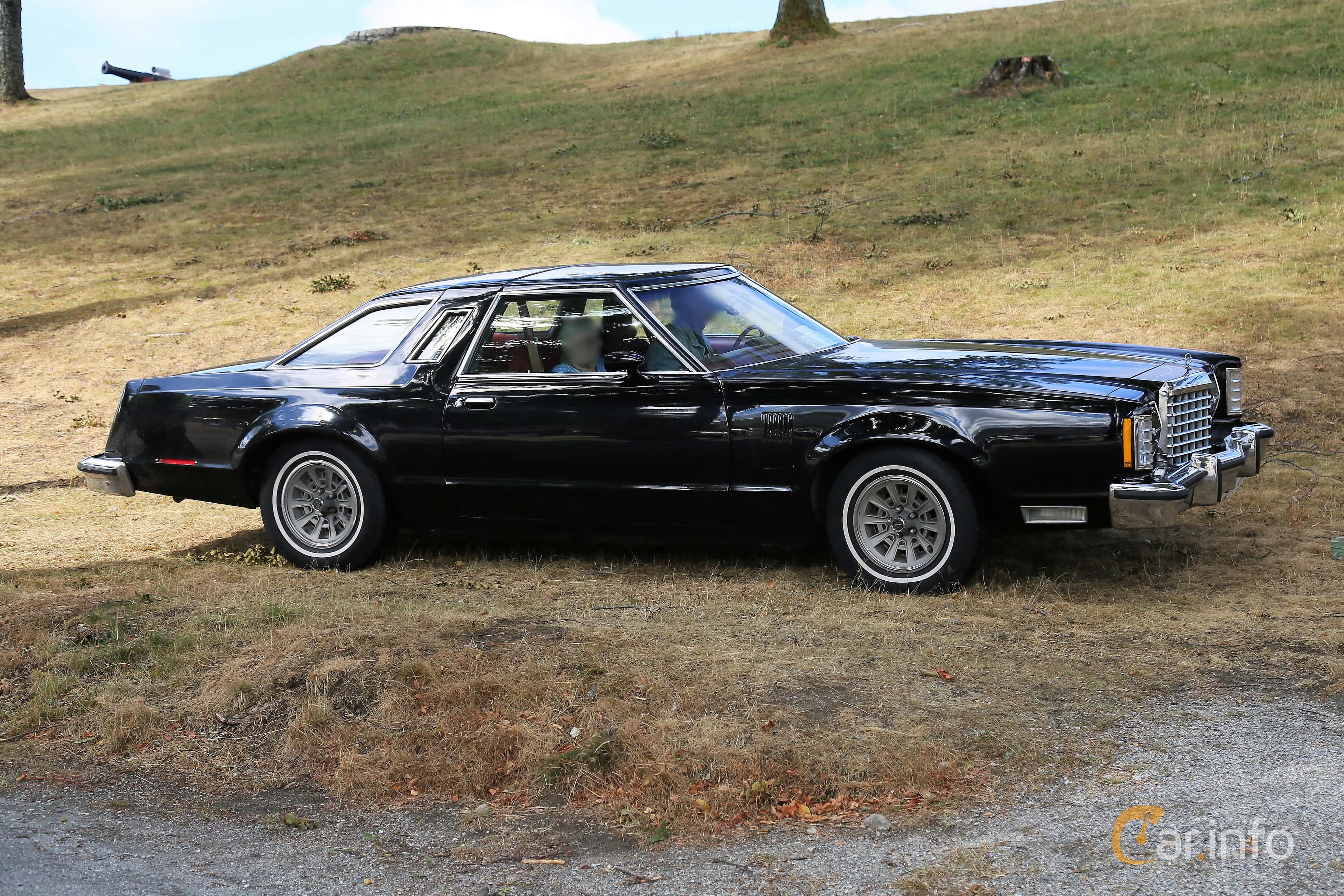Ford Thunderbird 6.6 V8 Automatic, 175hp, 1977