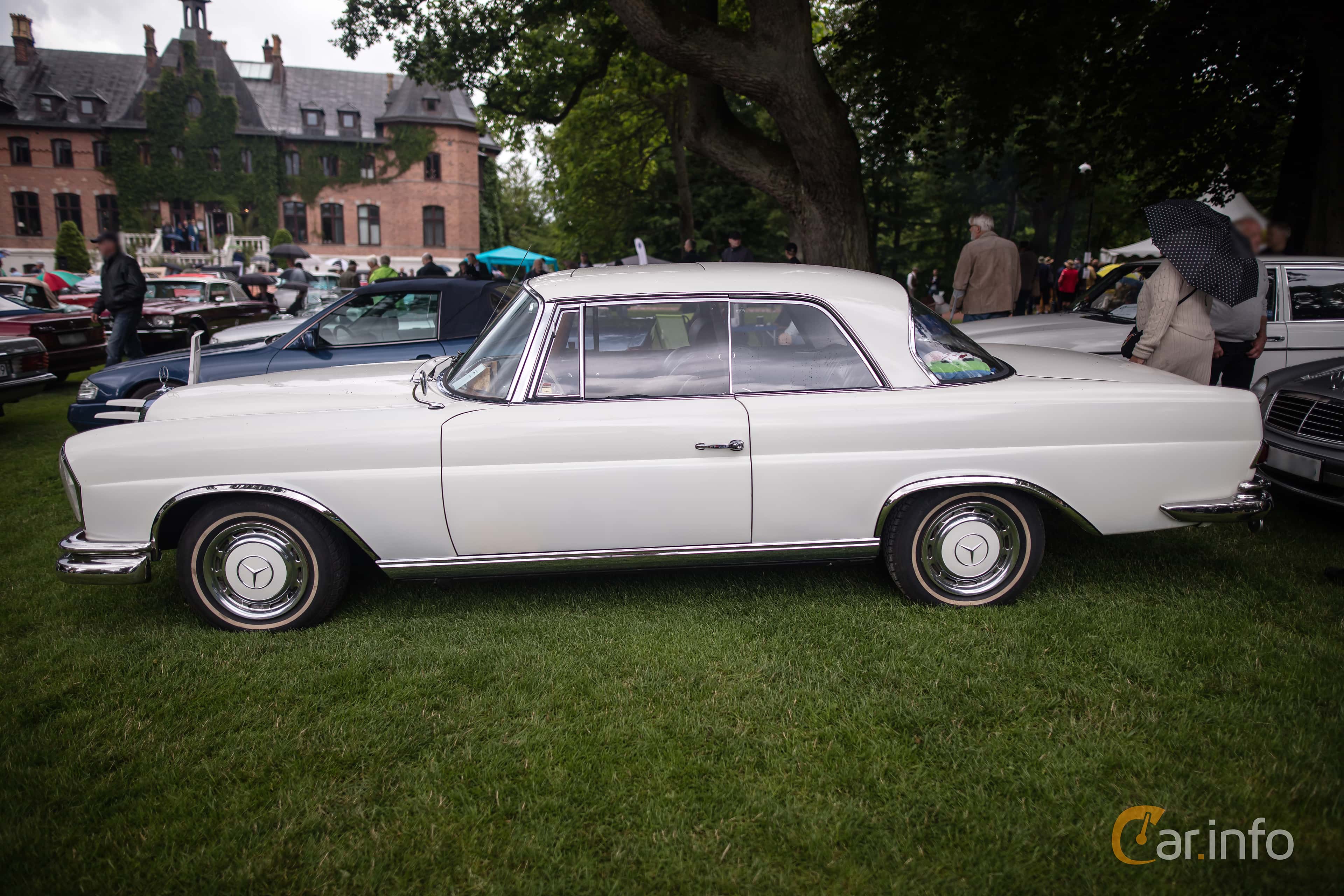 Mercedes-Benz 220 SE Coupé  120hp, 1961