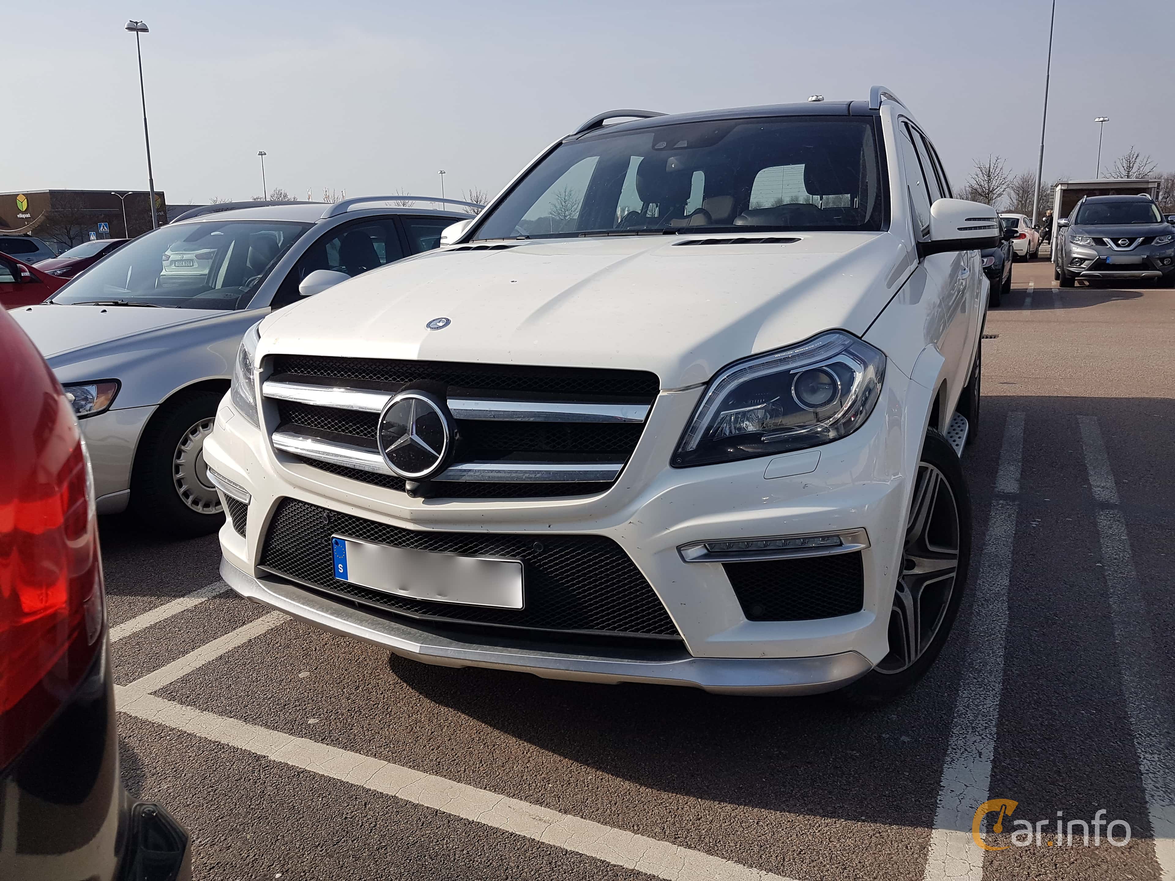 Mercedes-Benz GL 63 AMG  AMG SpeedShift Plus 7G-Tronic, 557hp, 2015