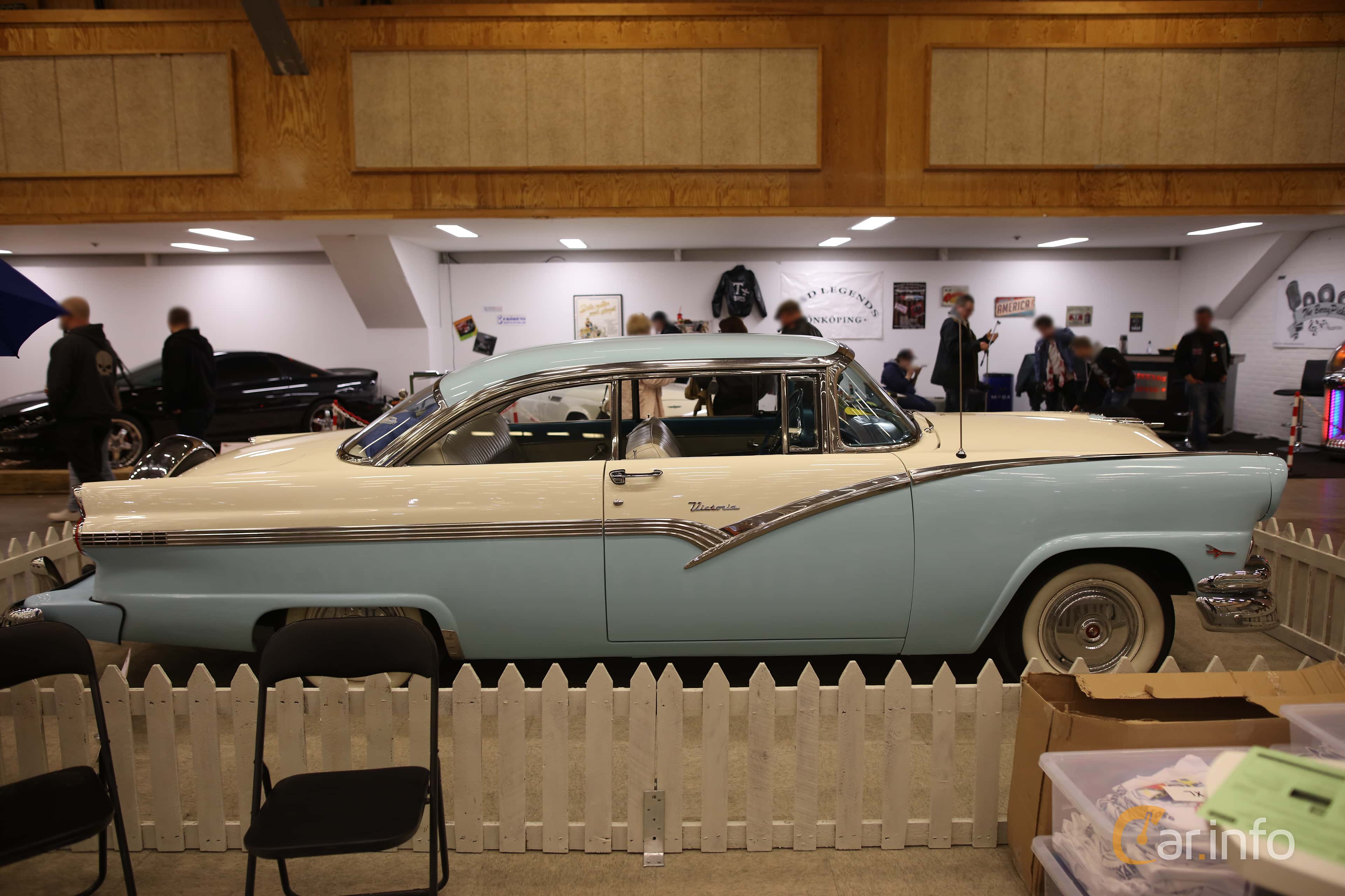 Ford Fairlane Victoria 4.8 V8 Automatic, 205hp, 1956