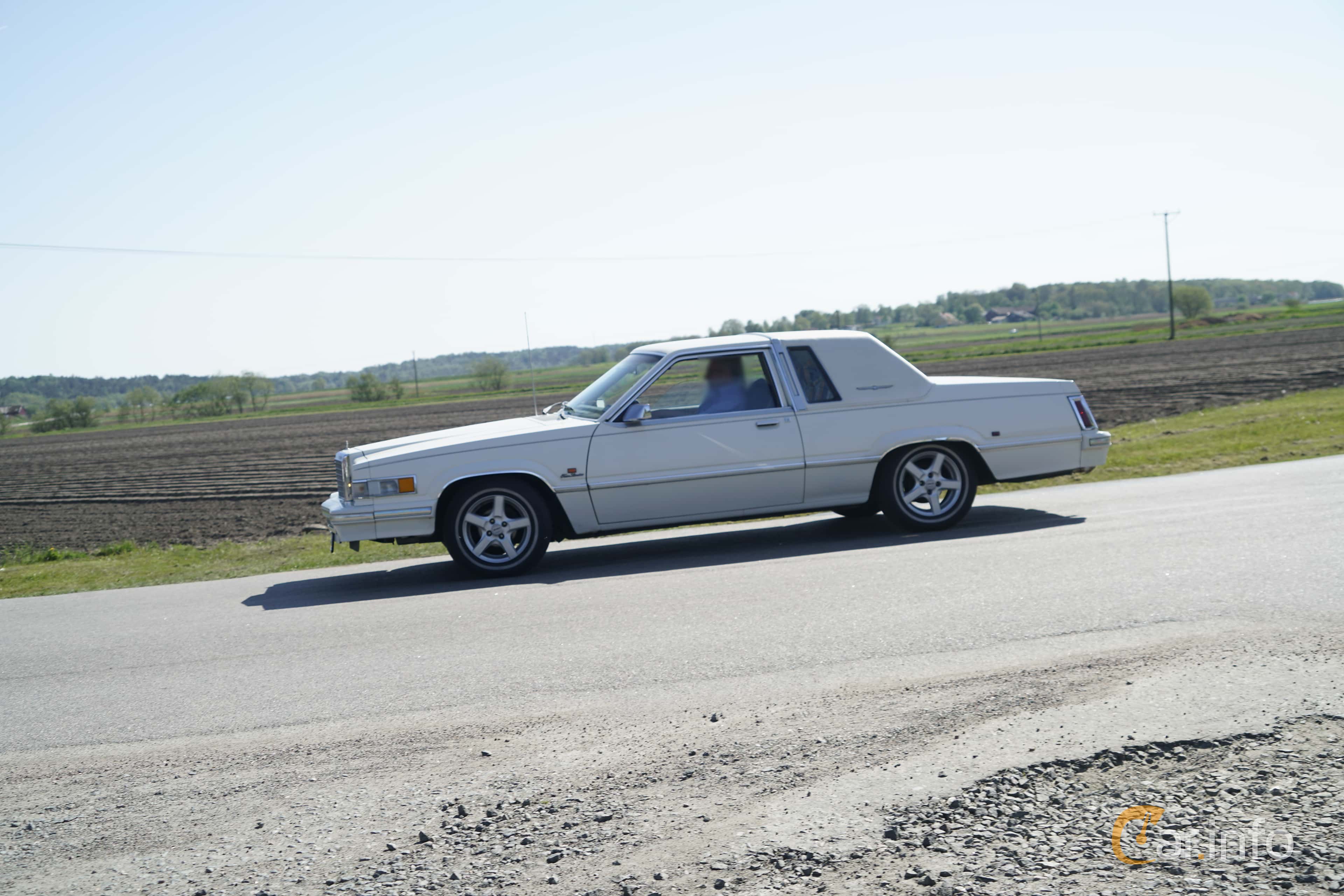Ford Thunderbird 4.9 V8 Automatic, 133hp, 1980