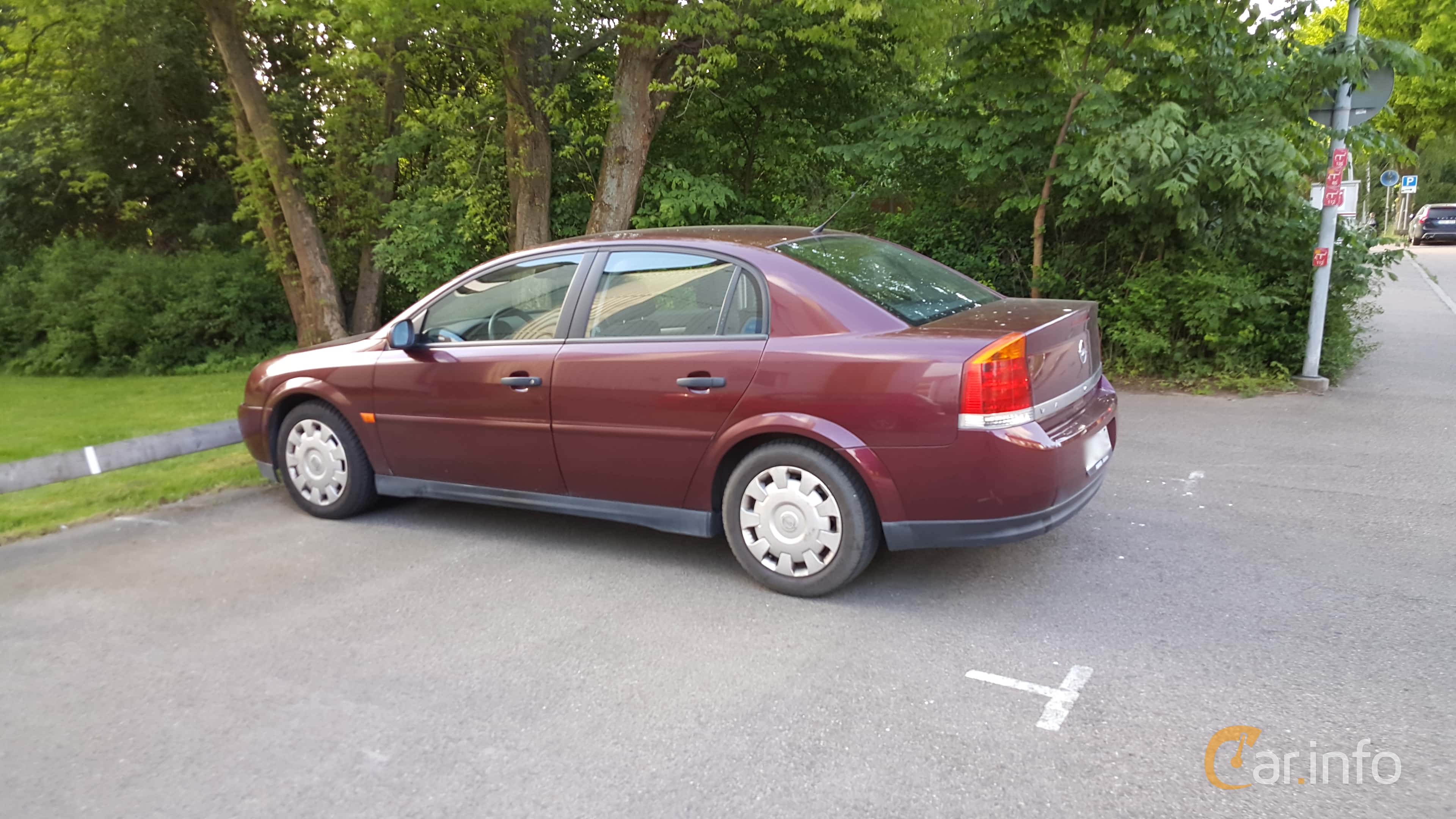 Opel Vectra Sedan 1.8 Manual, 122hp, 2002