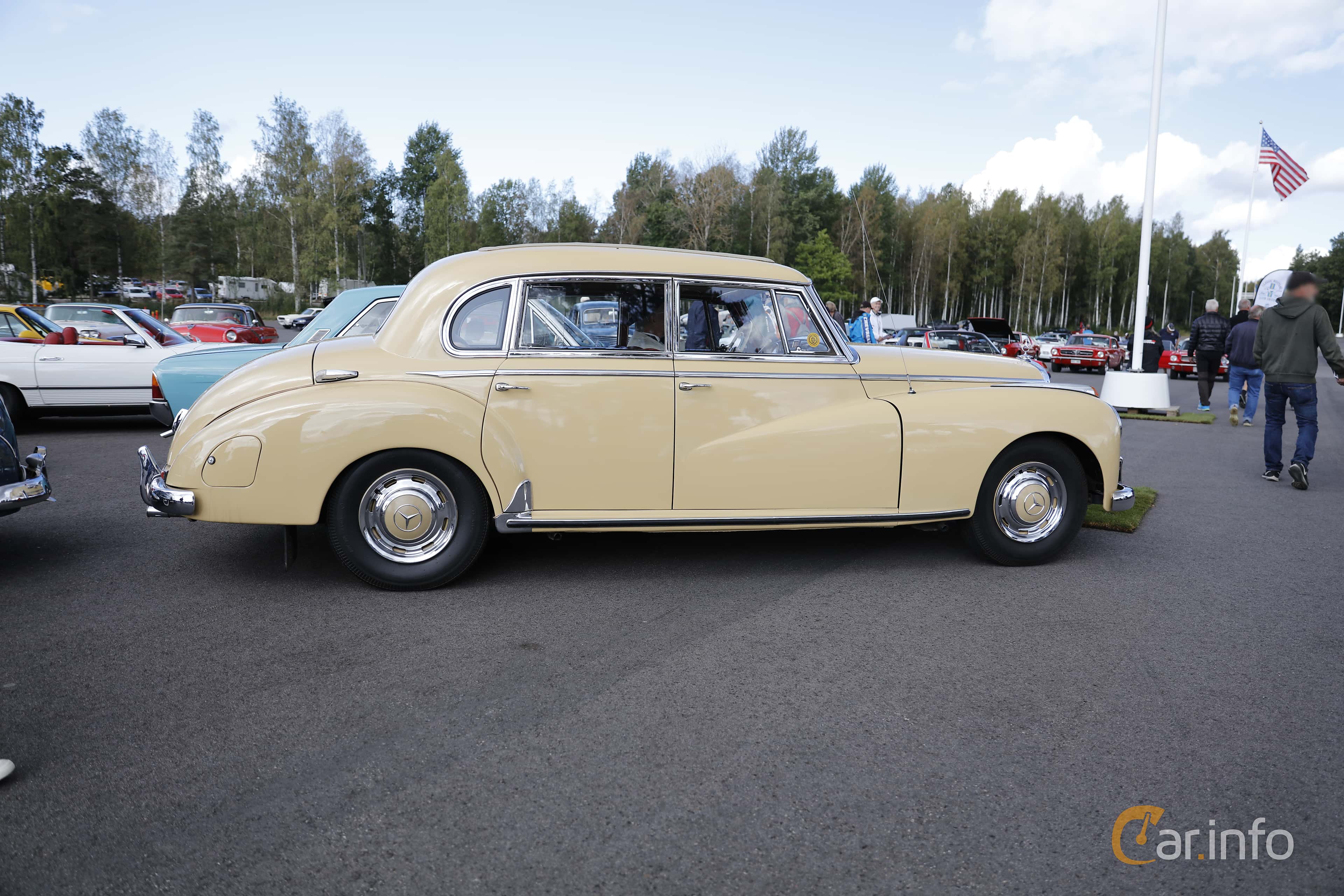 Mercedes-Benz 300 c W186