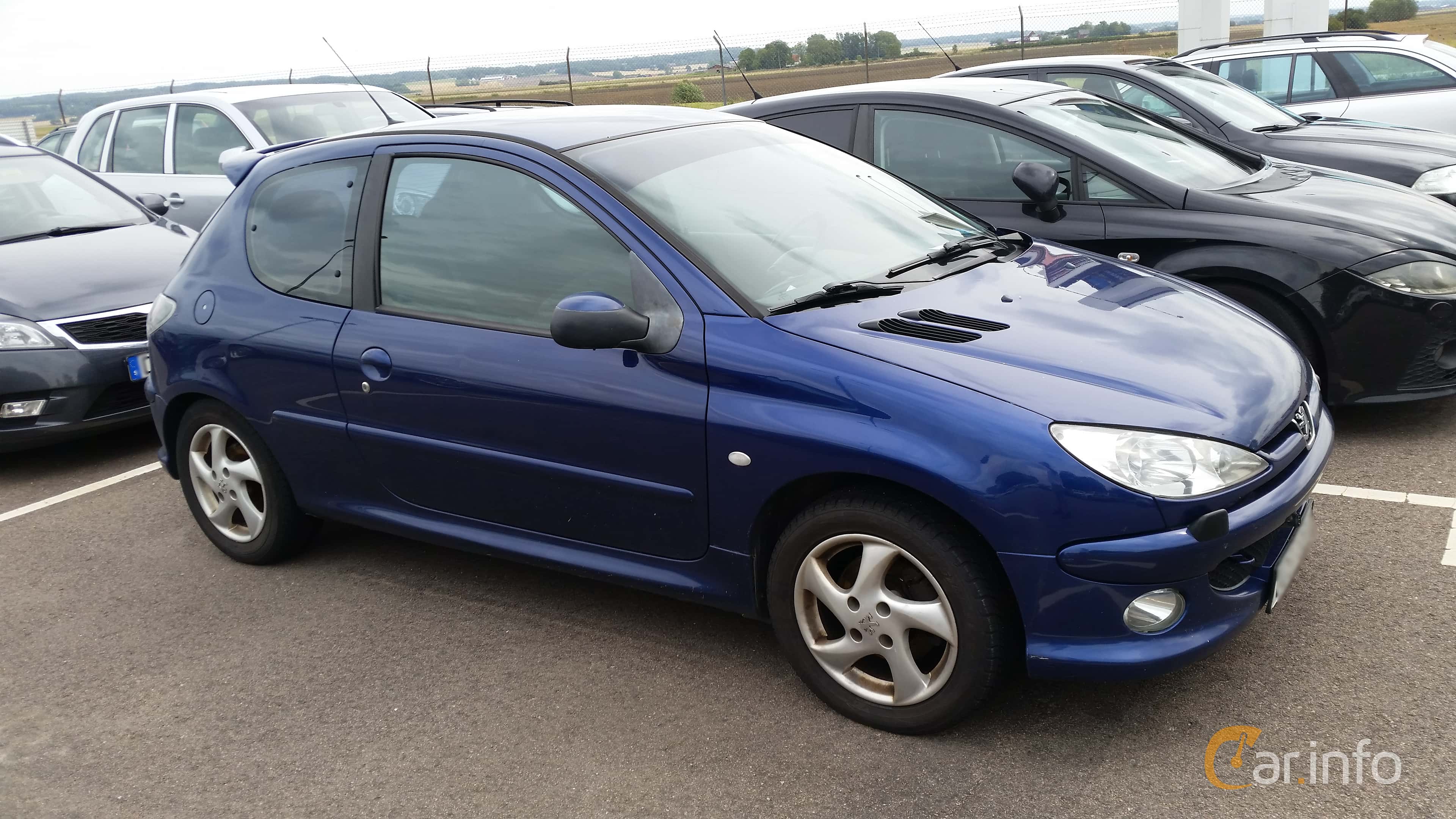 Peugeot 206 3-door 1.6 TipTronic, 109hp, 2003