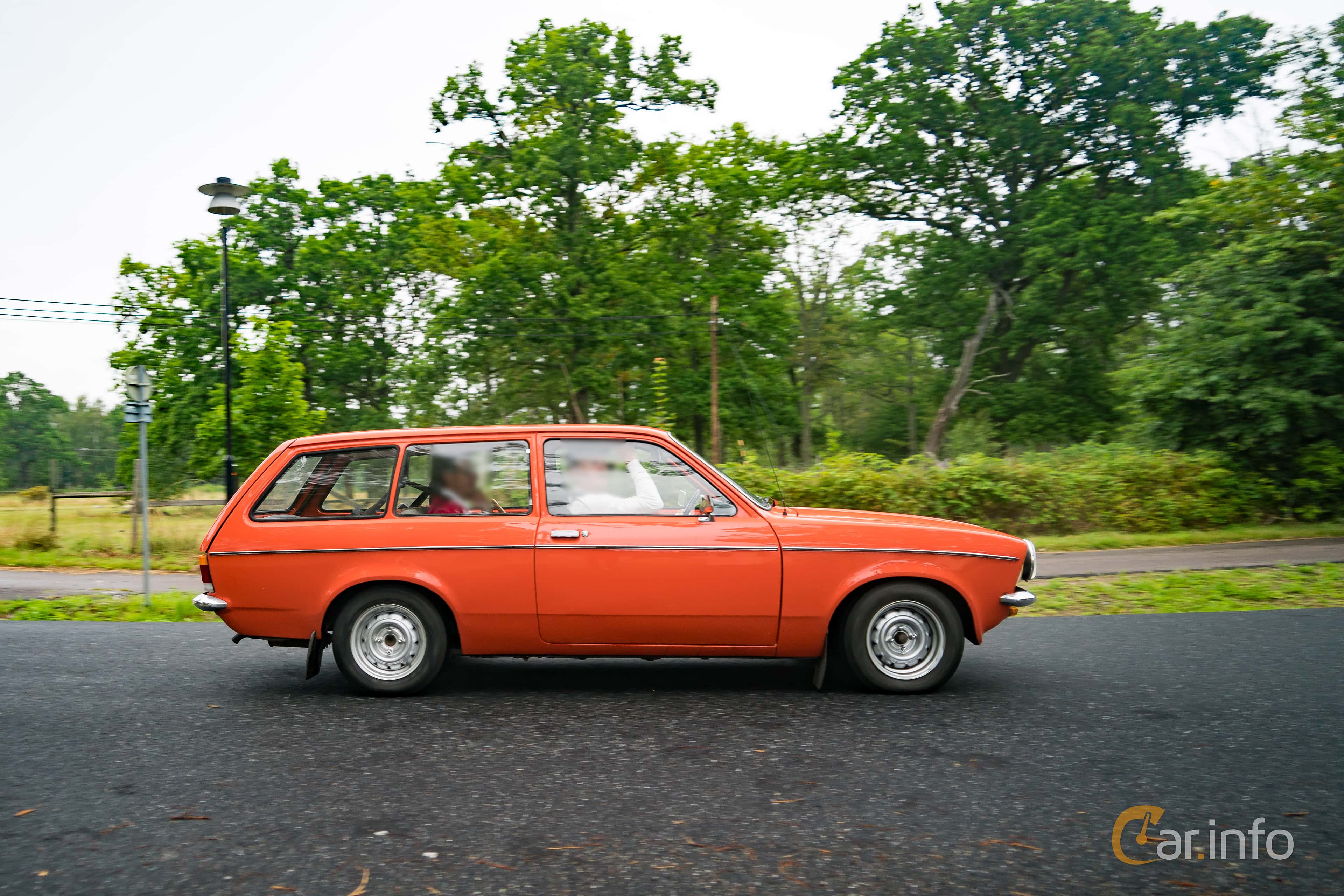 Opel Kadett 1200 Caravan Manual, 4-speed