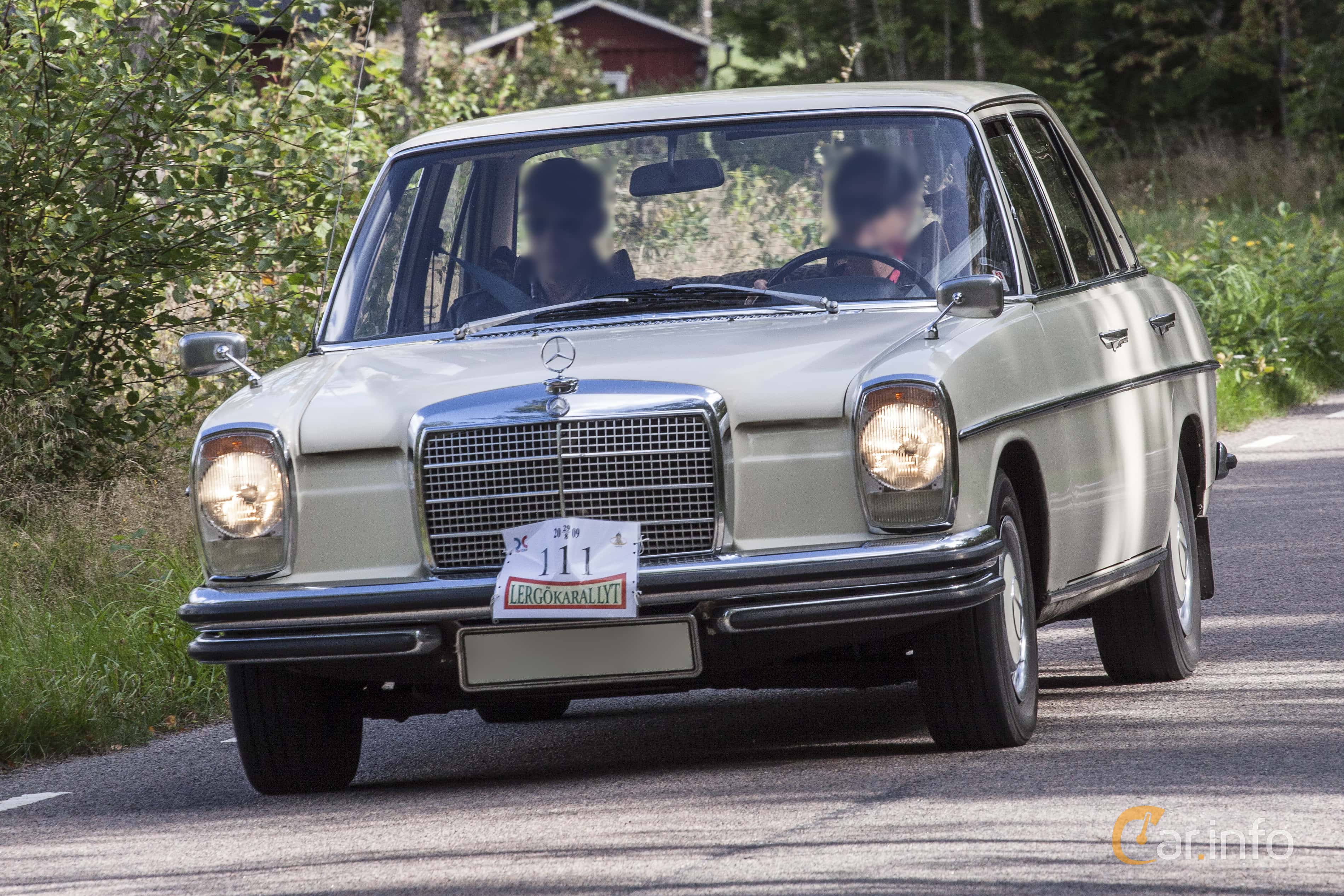 Mercedes-Benz 250  Manual, 130hp, 1970